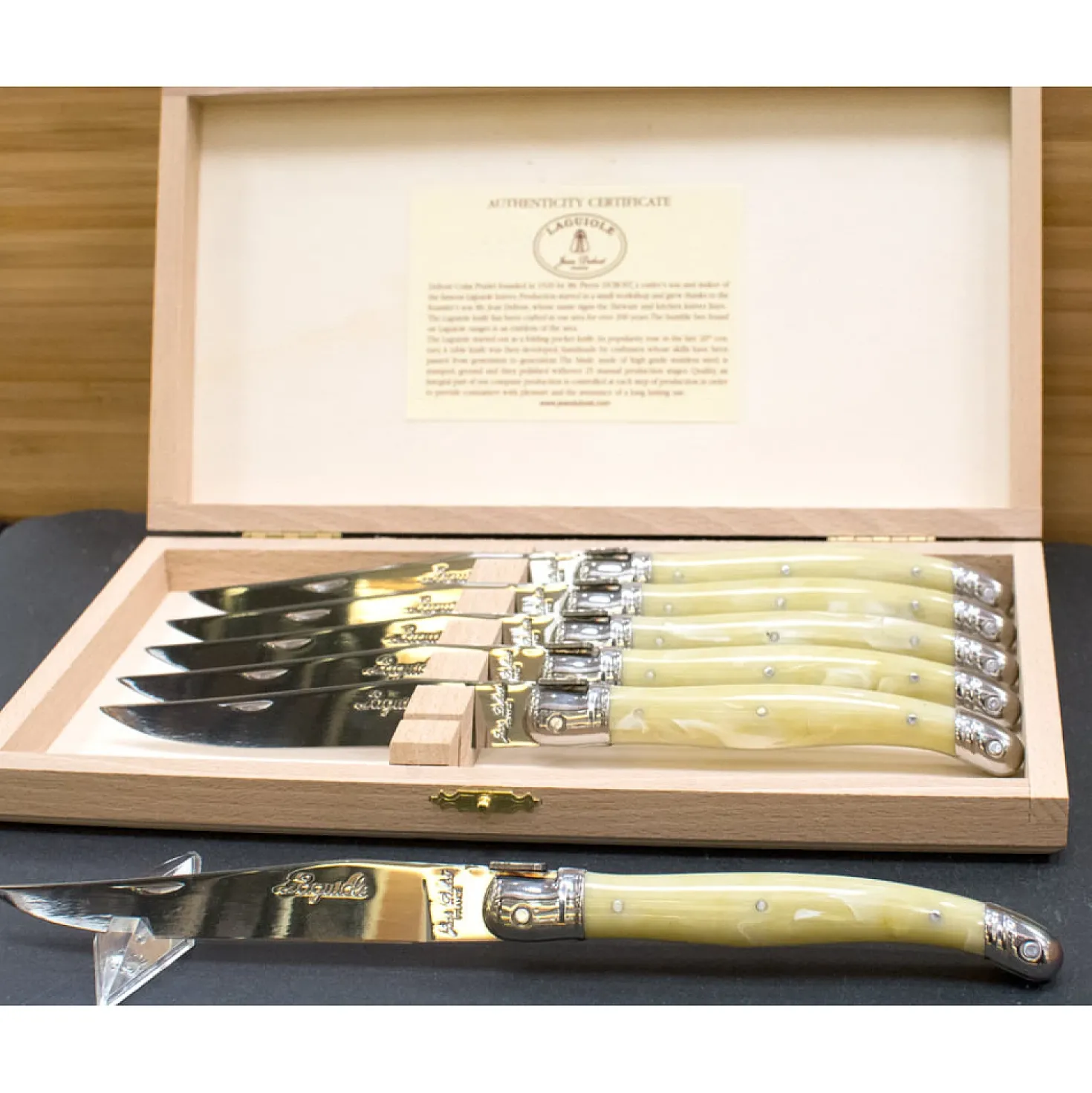 Laguiole Steakmessen Jean Dubost Ivoor