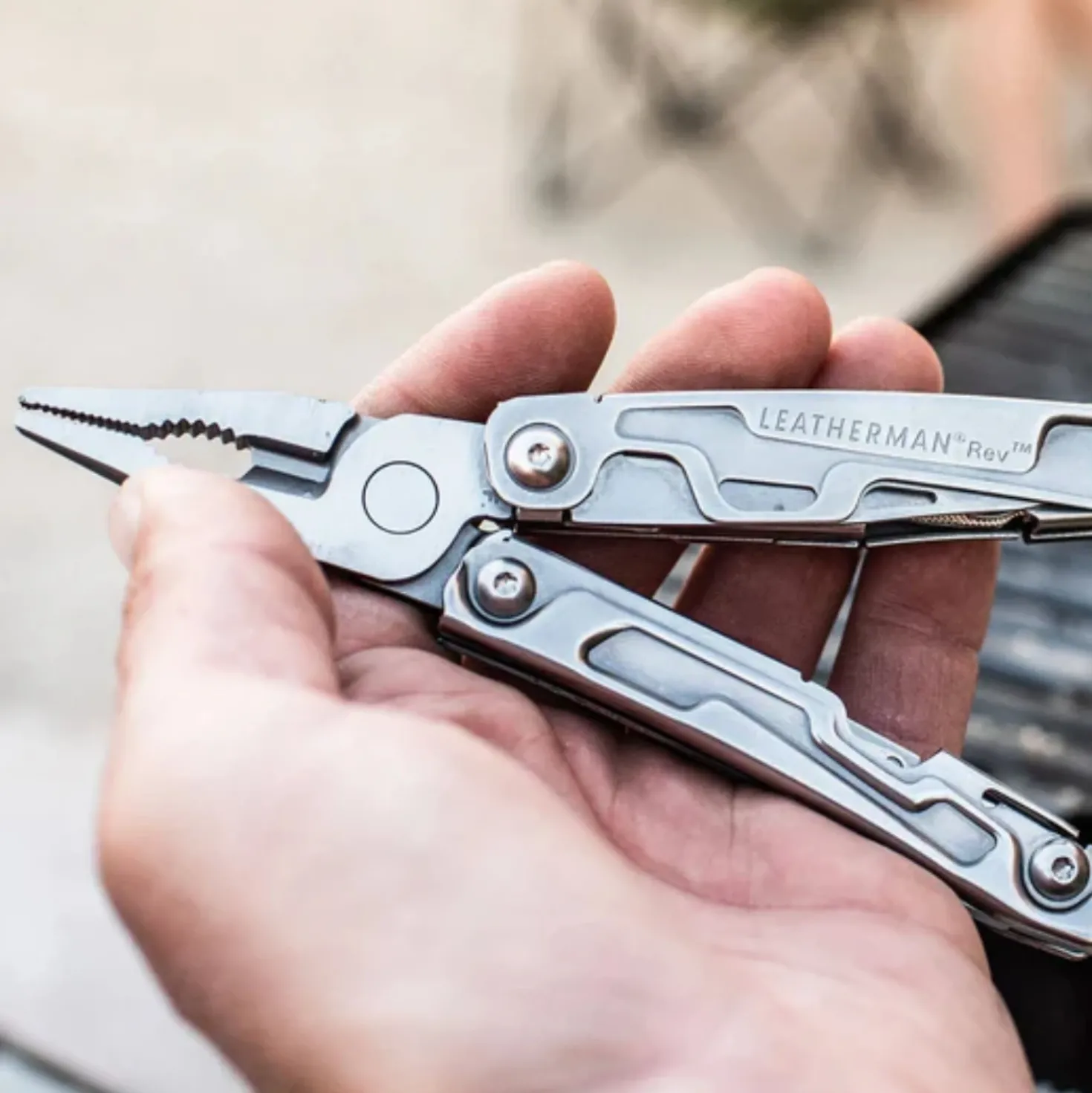 Leatherman Rev Multitool