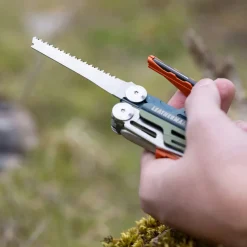 Leatherman Signal Multitool Tundrascape