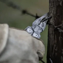 Leatherman Surge Multitool