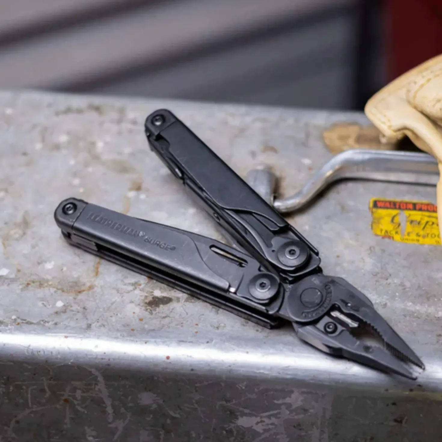 Leatherman Surge Multitool Zwart