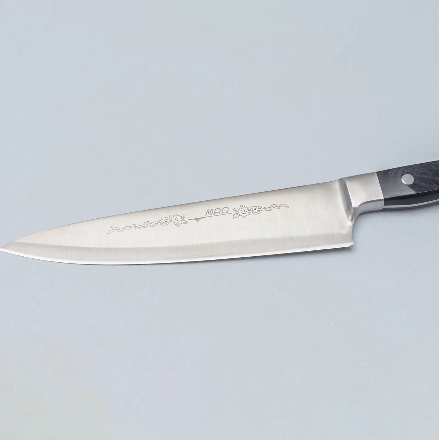 Mac Ultimate Gyuto 23.5 cm