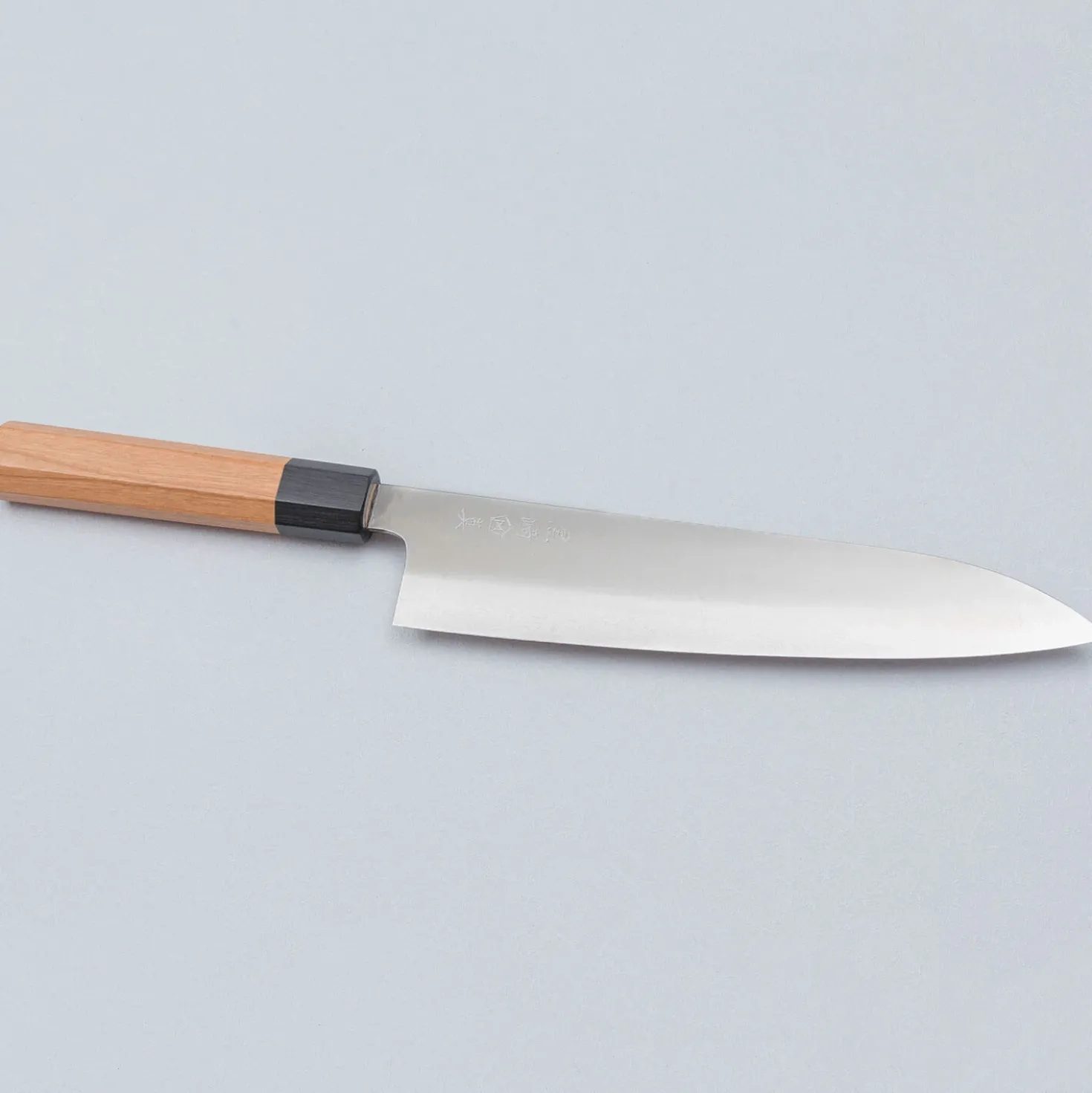 Makoto Kurosaki Coreless Damast Gyuto 21 cm