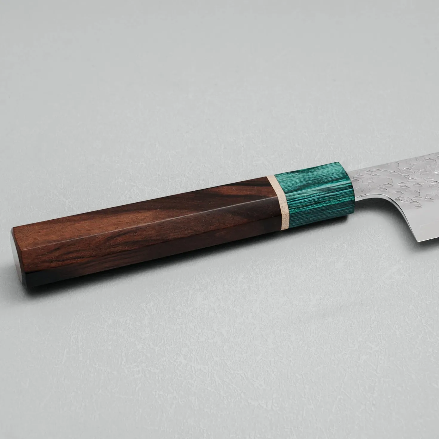 Makoto Kurosaki Samidorizuki Strix Gyuto 21 cm