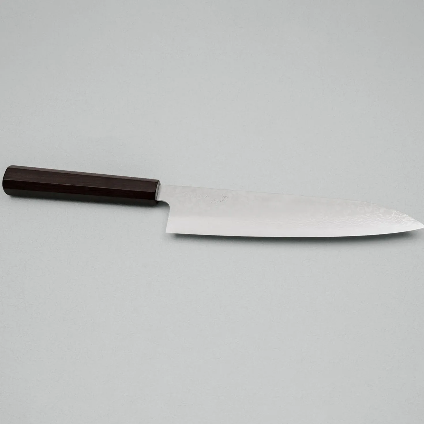 Makoto Kurosaki VG7 Damast Ebony Gyuto 21 cm