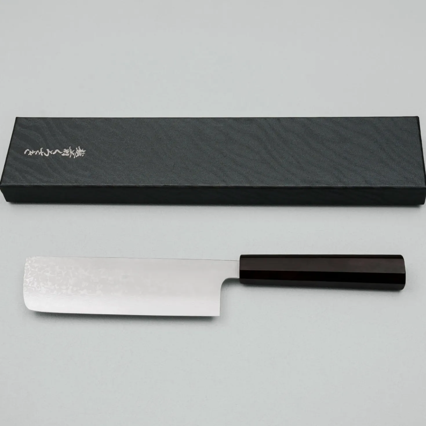 Makoto Kurosaki VG7 Damast Ebony Nakiri 17 cm