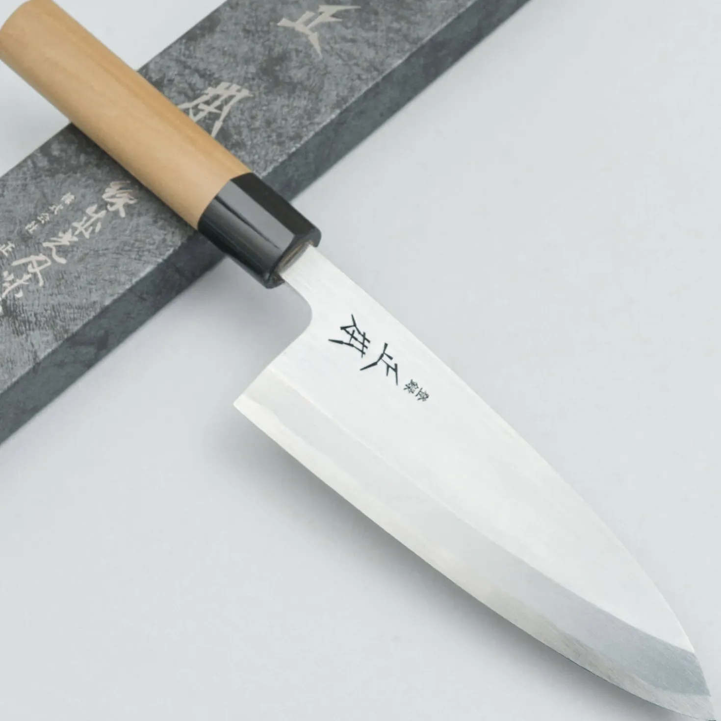 Masamoto KK Shirogami #2 Deba 16.5 cm
