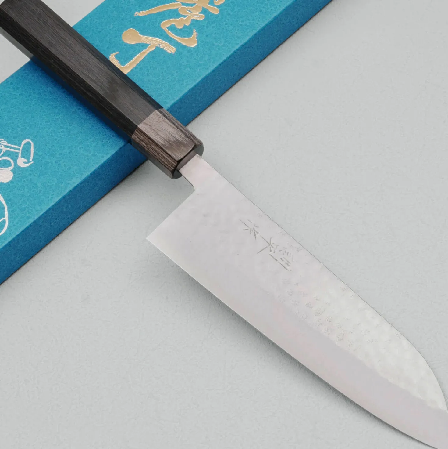 Masutani VG-1 Pakka Black Gray Santoku 17 cm