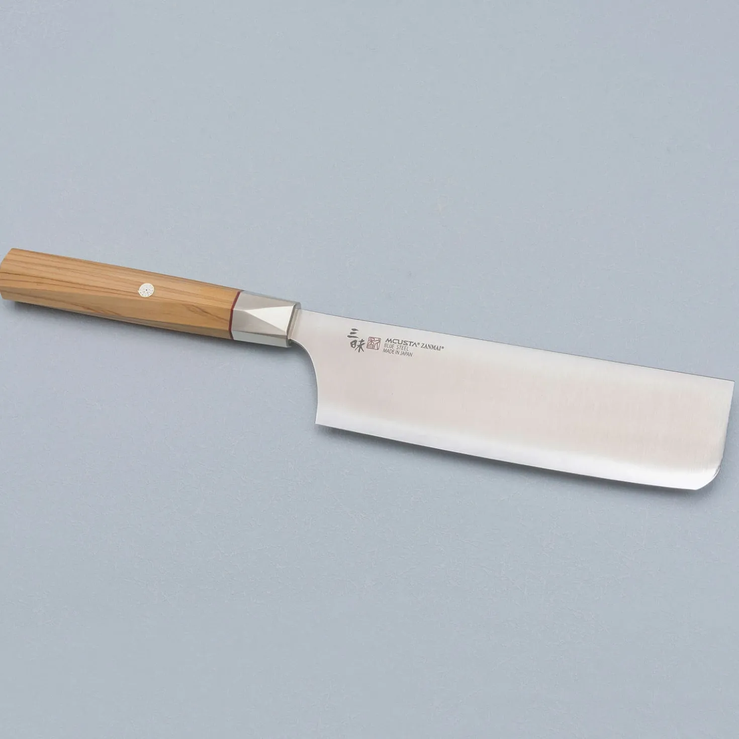 Mcusta Zanmai Beyond Nakiri 16.5 cm