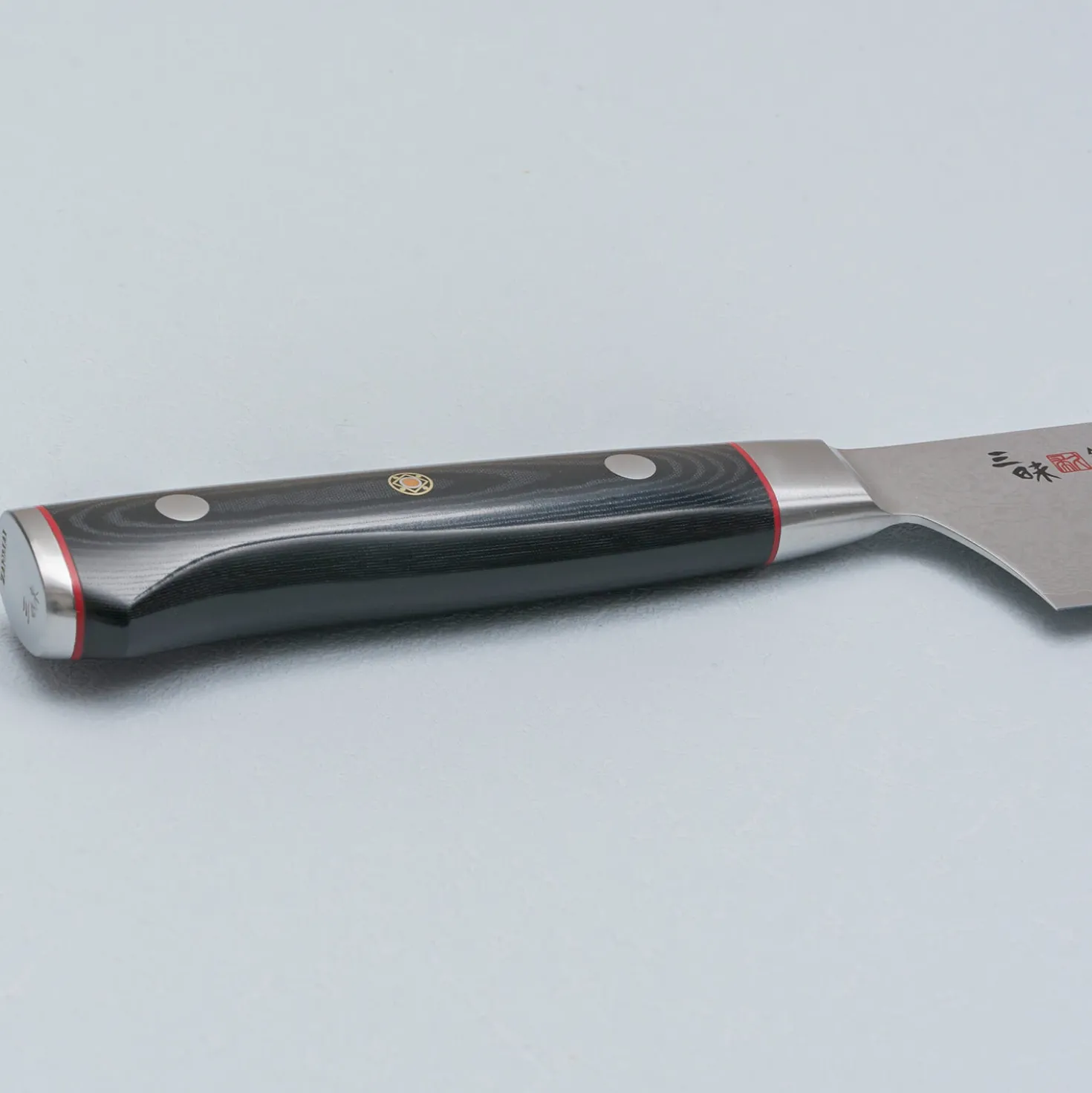 Mcusta Zanmai Classic Pro Zebra Nakiri 165 mm