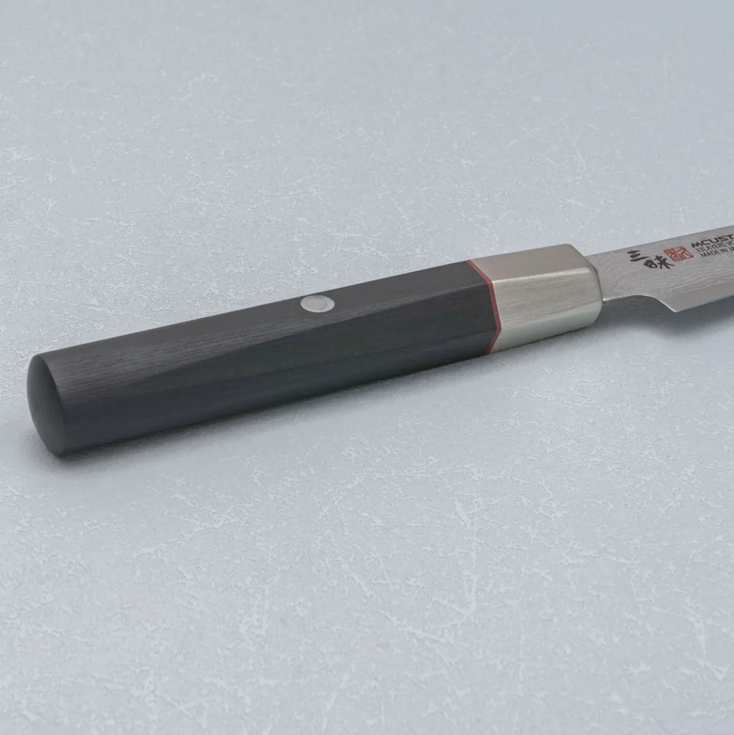 Mcusta Zanmai Hybrid Splash Petty 9 cm