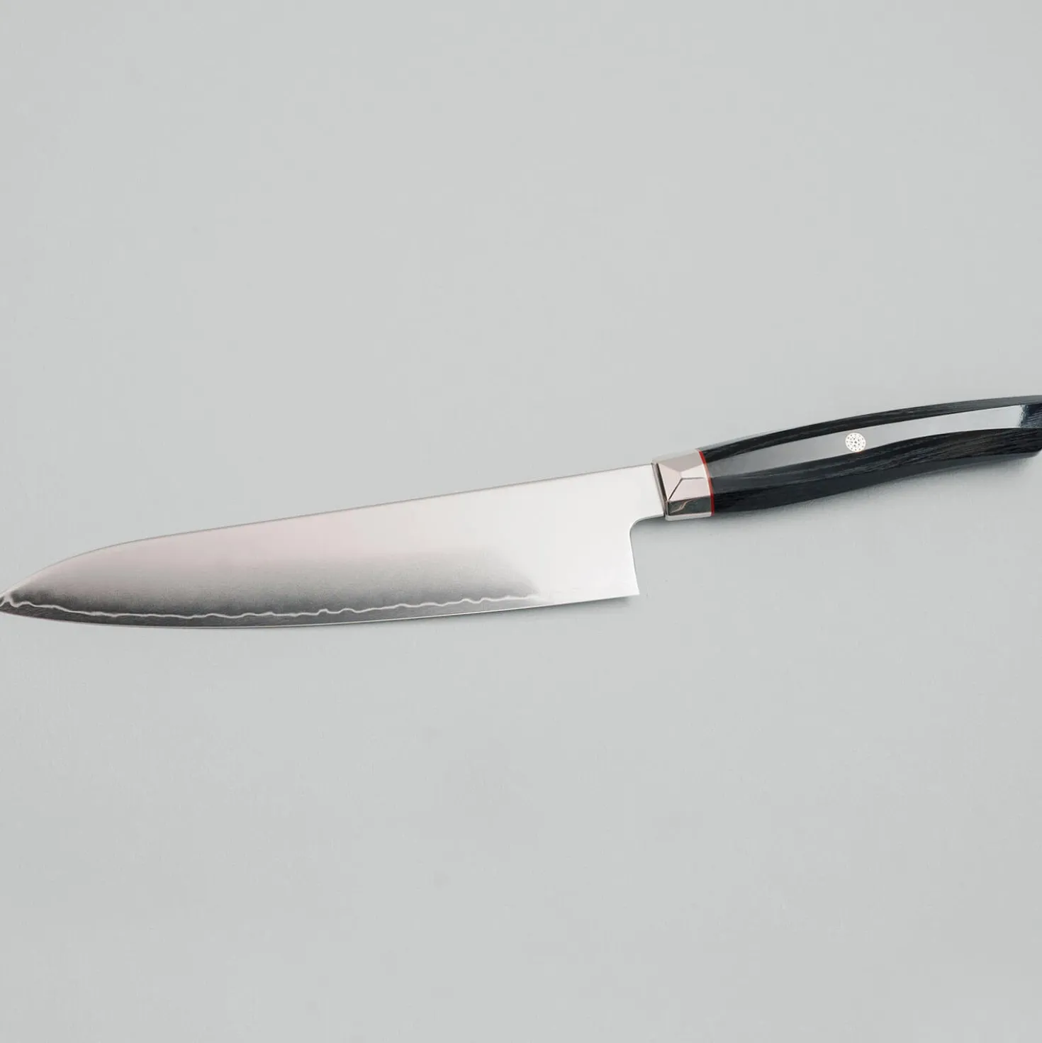 Mcusta Zanmai Revolution Black Gyuto 21 cm