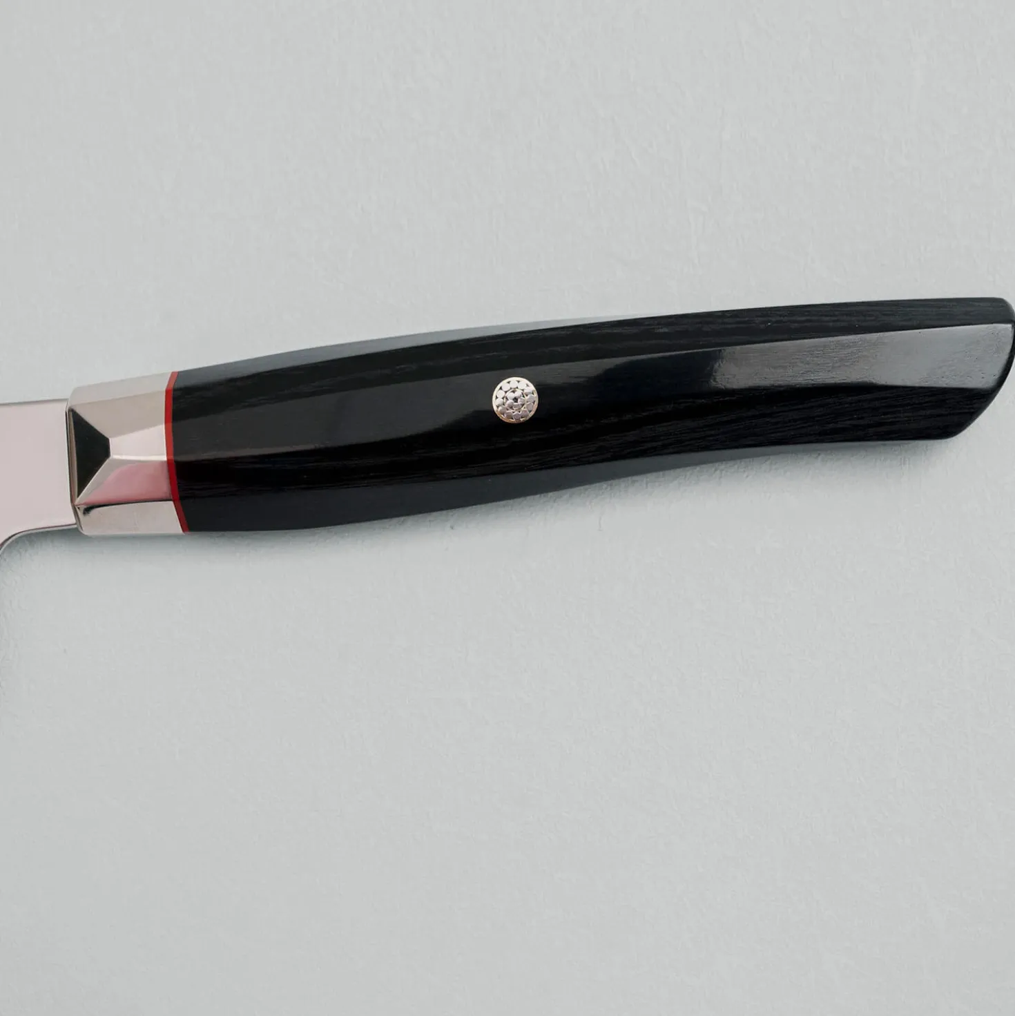 Mcusta Zanmai Revolution Black Gyuto 21 cm