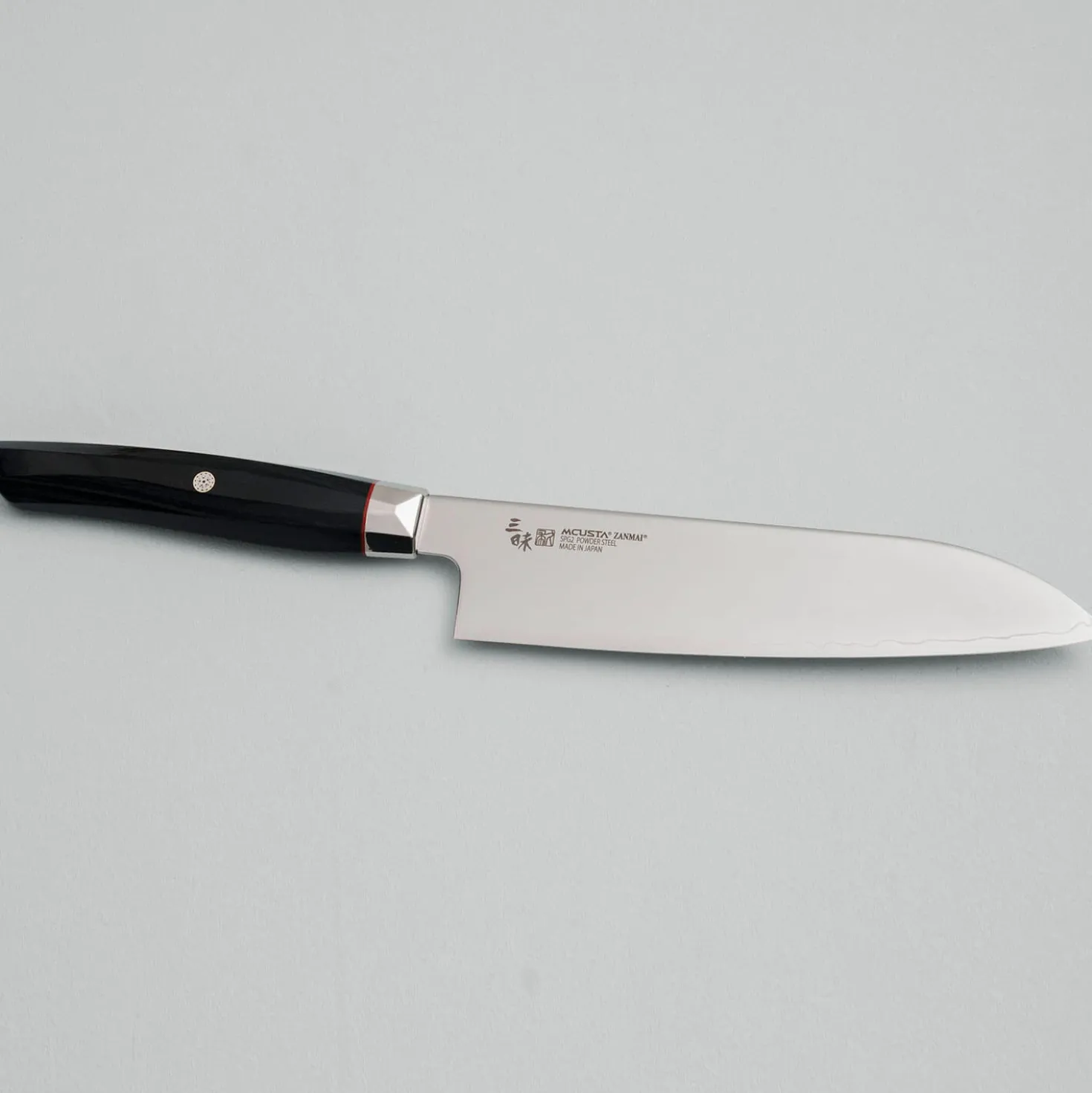 Mcusta Zanmai Revolution Black Santoku 18 cm
