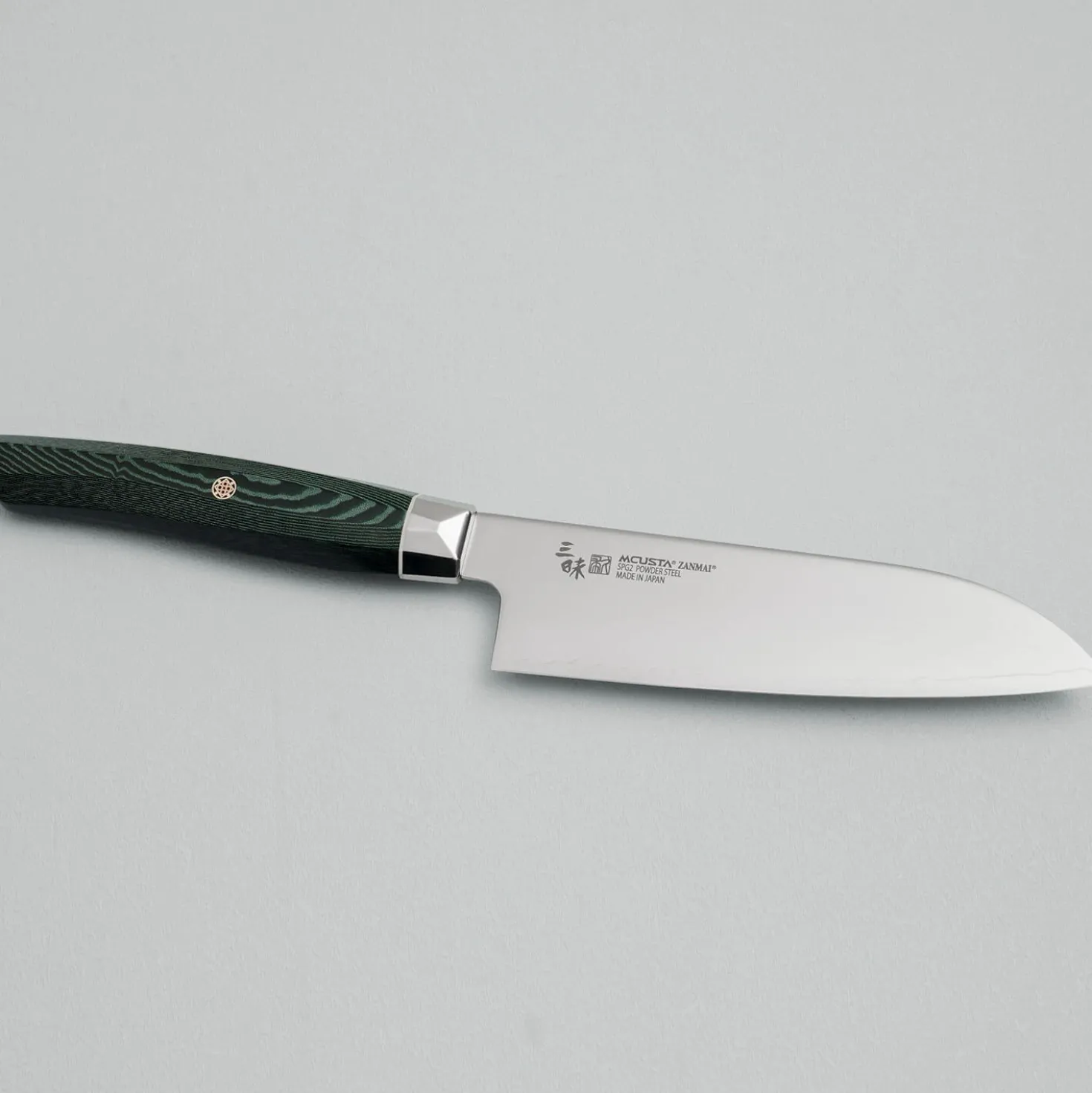 Mcusta Zanmai Revolution Green Santoku 15 cm