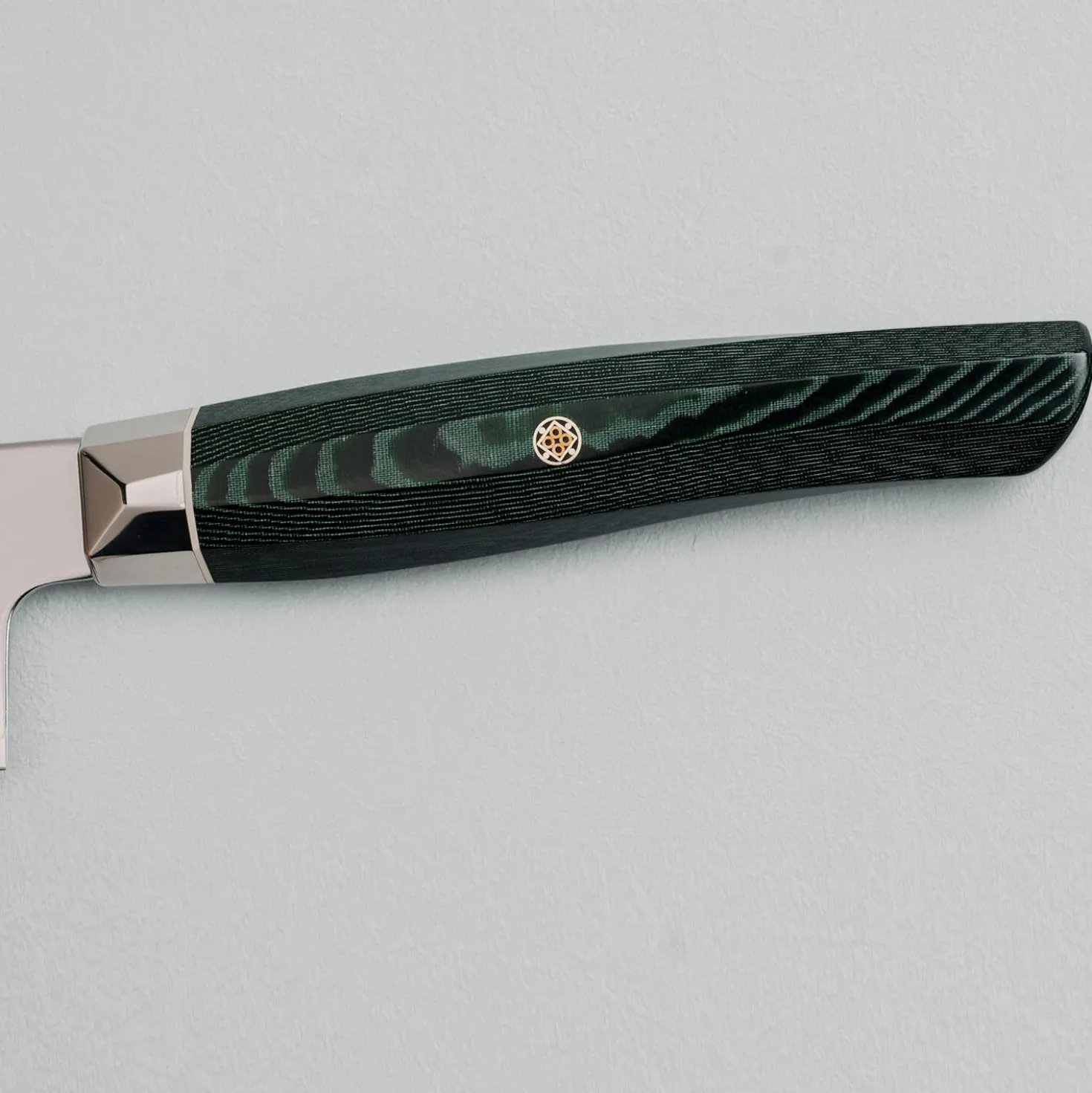 Mcusta Zanmai Revolution Green Santoku 15 cm