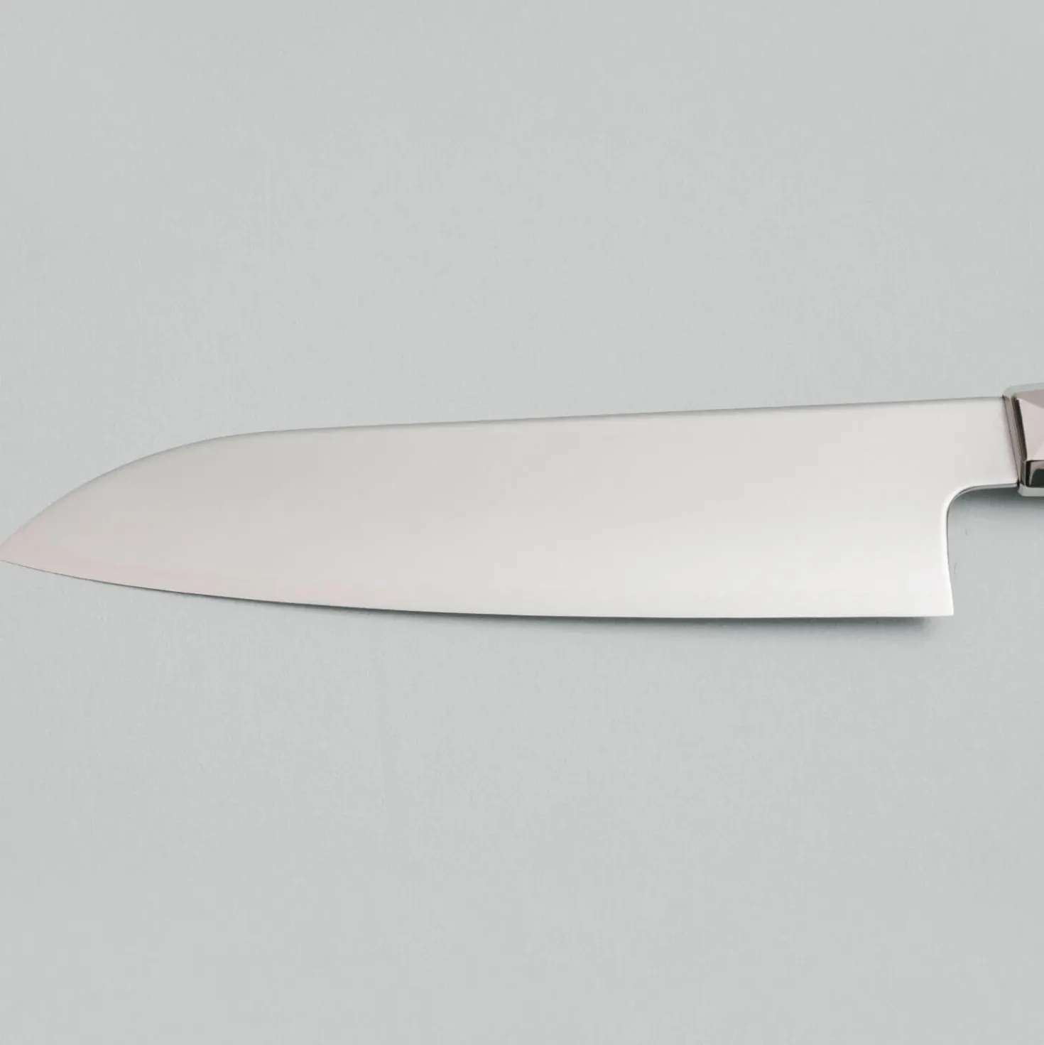 Mcusta Zanmai Revolution Green Santoku 18 cm