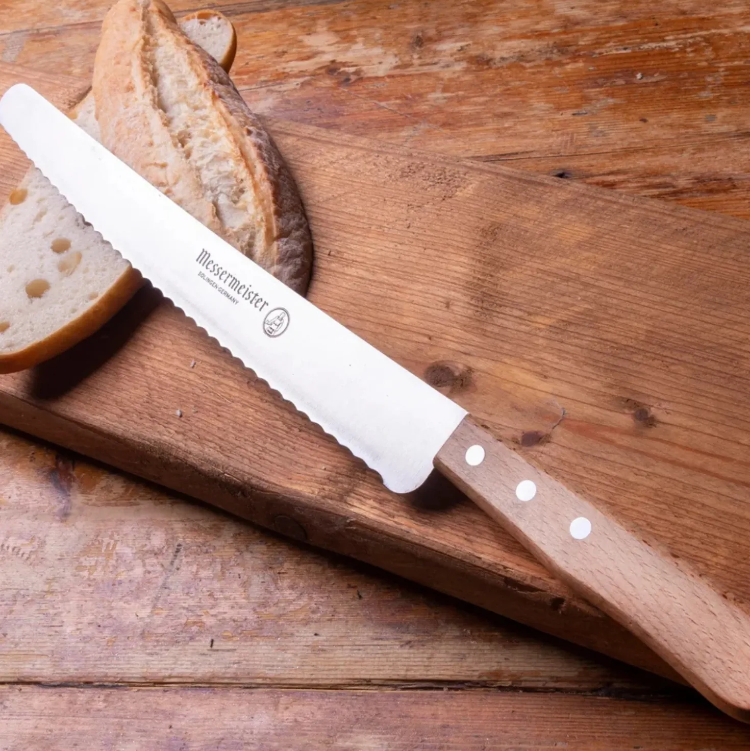 Messermeister Future Broodmes 31 cm