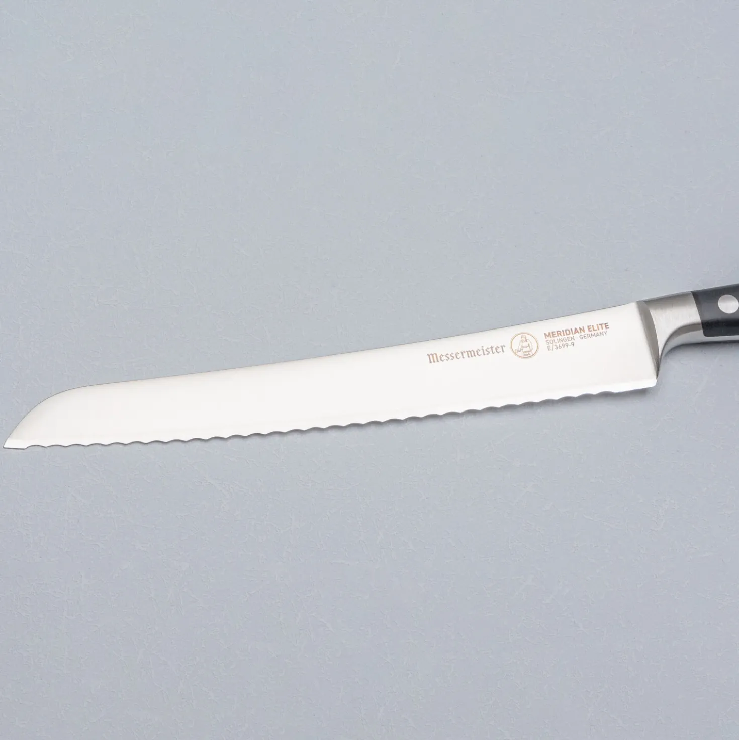 Messermeister Meridian Elite Broodmes 23 cm