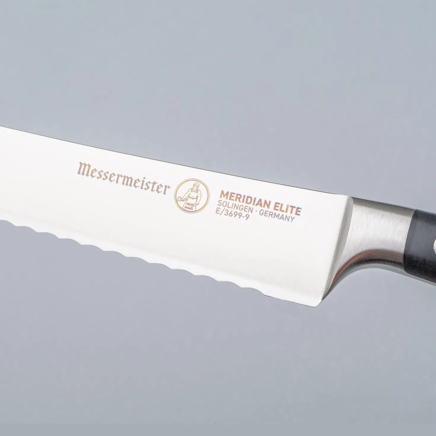 Messermeister Meridian Elite Broodmes 23 cm