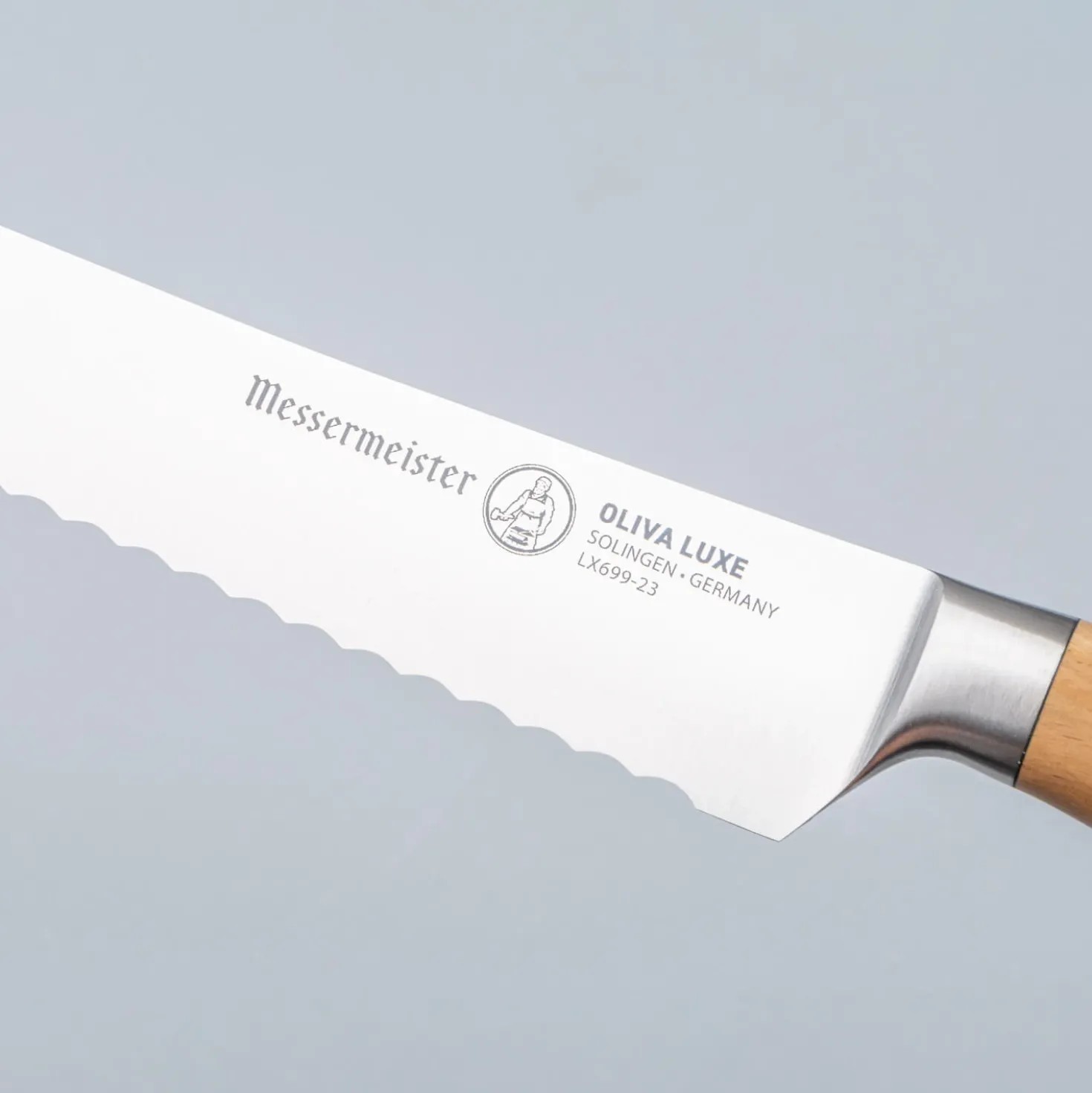 Messermeister Oliva Elite Broodmes 23 cm
