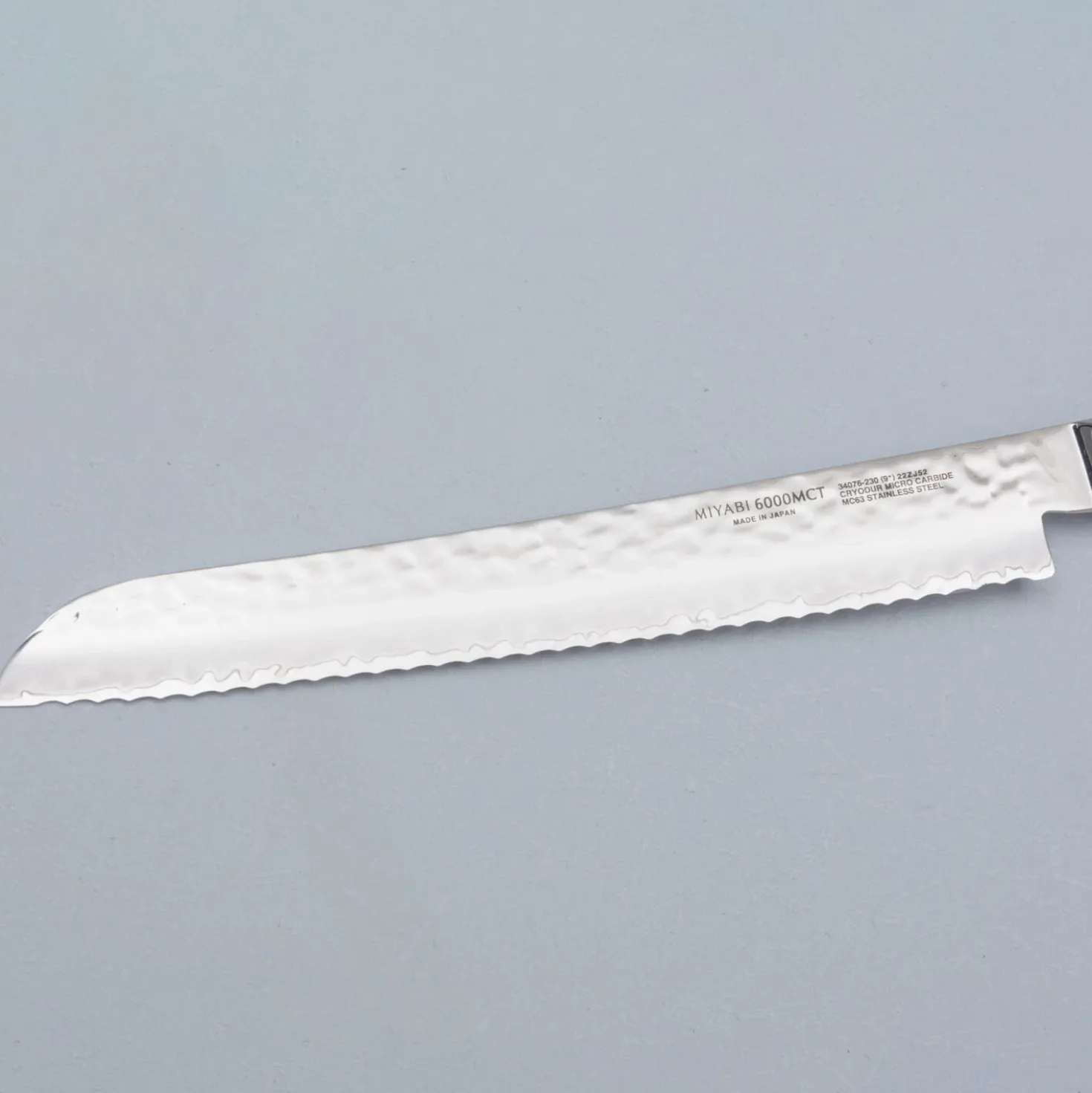 Miyabi 6000MCT Broodmes 23 cm