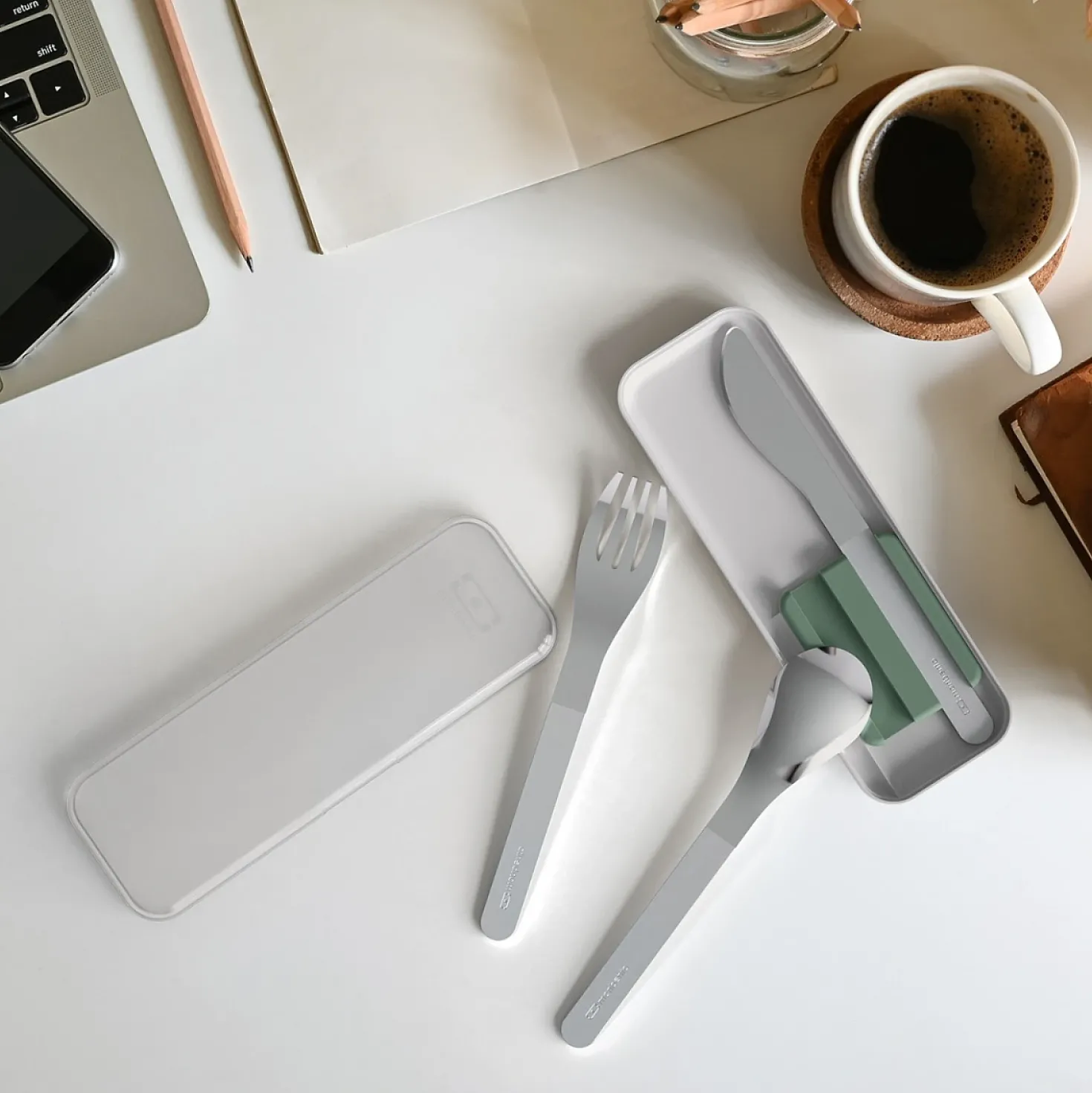 Monbento RVS Pocket Bestek Slim Box • Natural Green