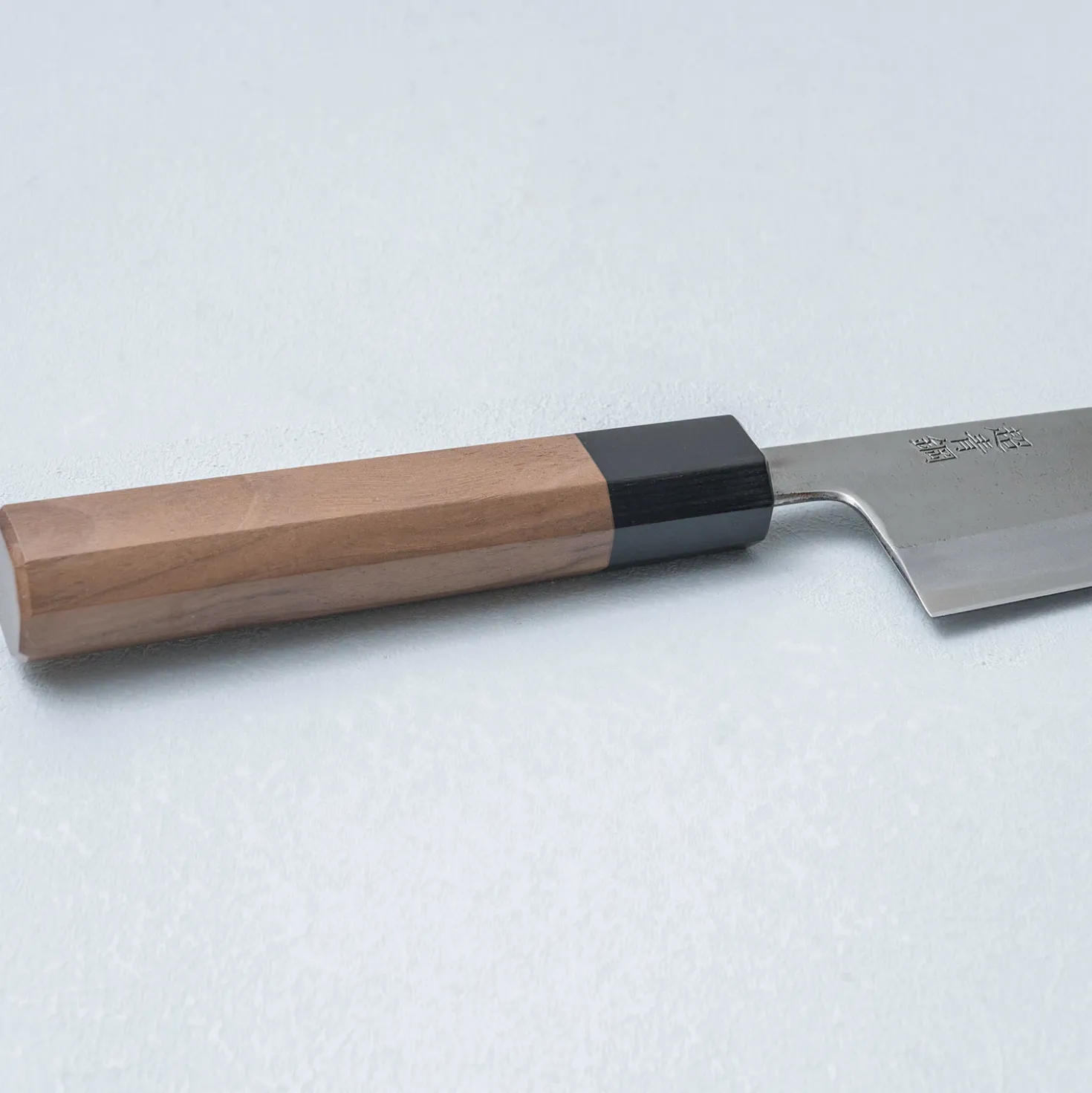 Motokyuuichi Aogami Super Nashiji Santoku 16.5 cm