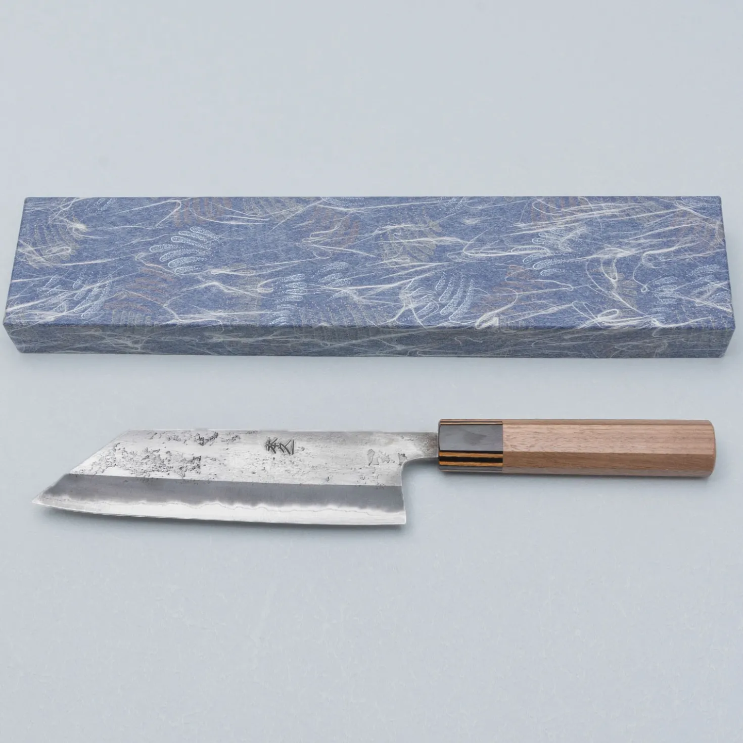 Motokyuuichi Aogami Super Nashiji Striped Bunka 18 cm