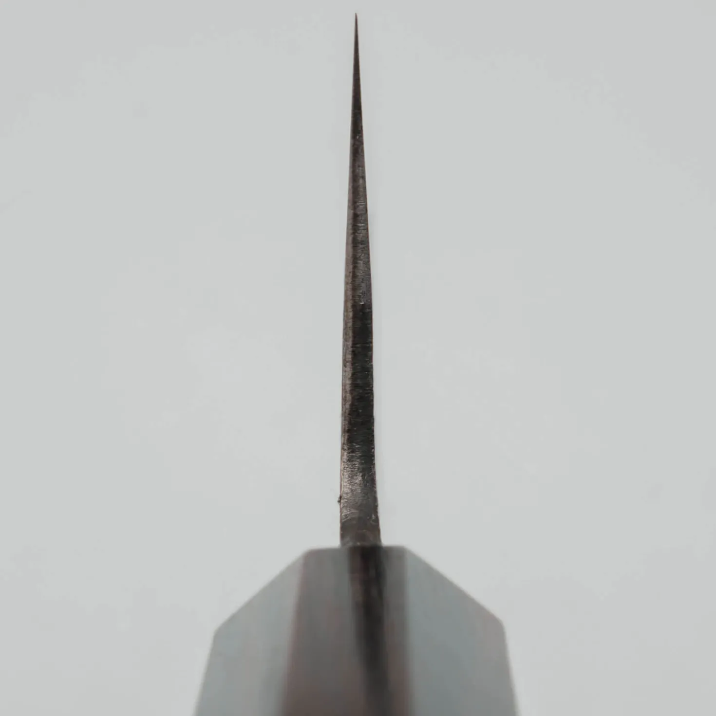 Mutsumi Hinoura Shirogami #2 Kurouchi Damast Gyuto 21 cm