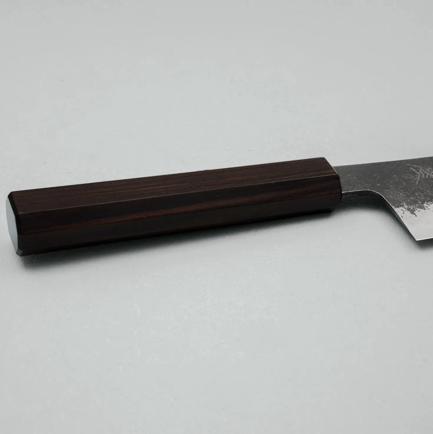 Mutsumi Hinoura Shirogami #2 Kurouchi Damast Gyuto 21 cm