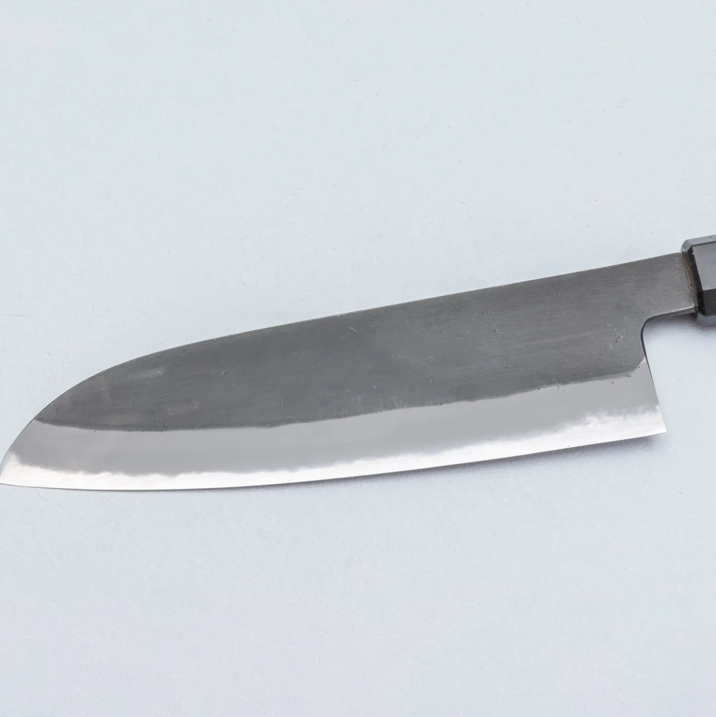 Mutsumi Hinoura Shirogami Kurouchi Santoku 18 cm