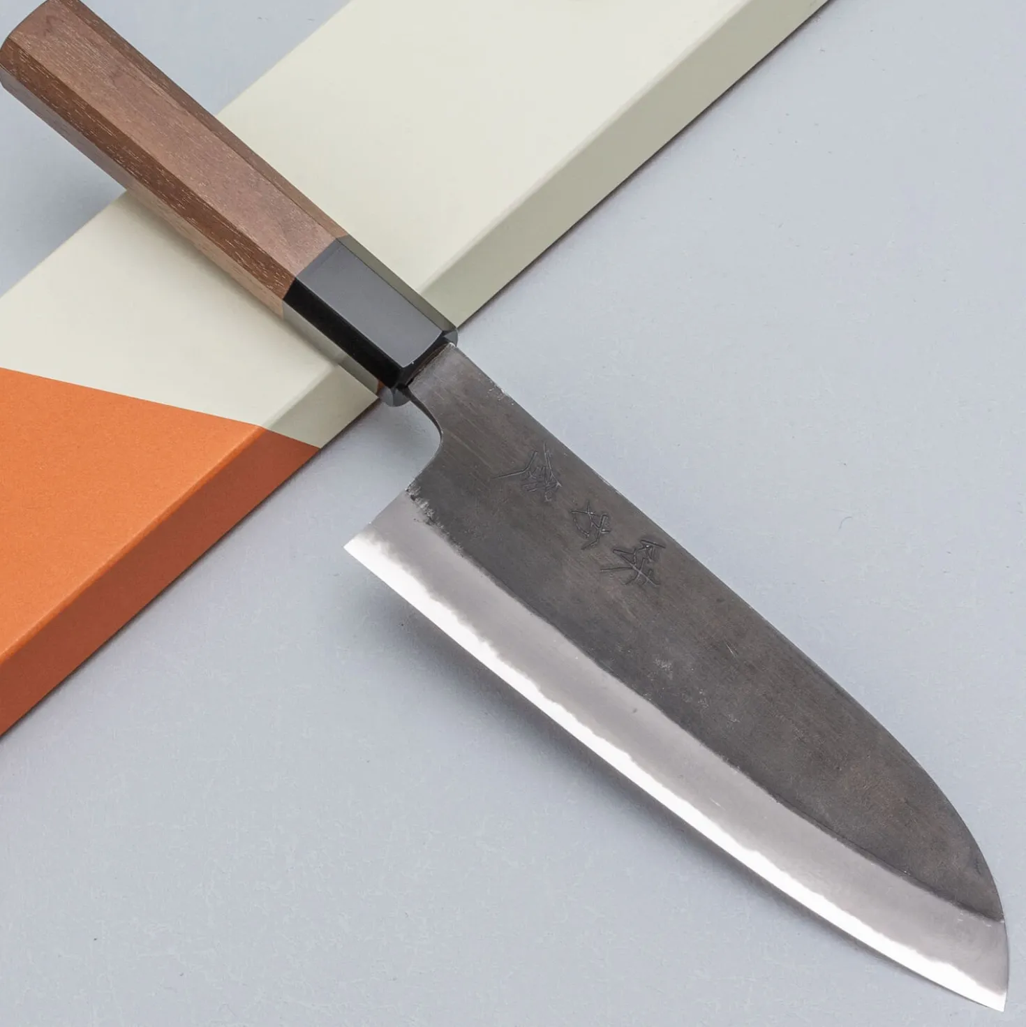 Mutsumi Hinoura Shirogami #2 Kurouchi Santoku 16.5 cm