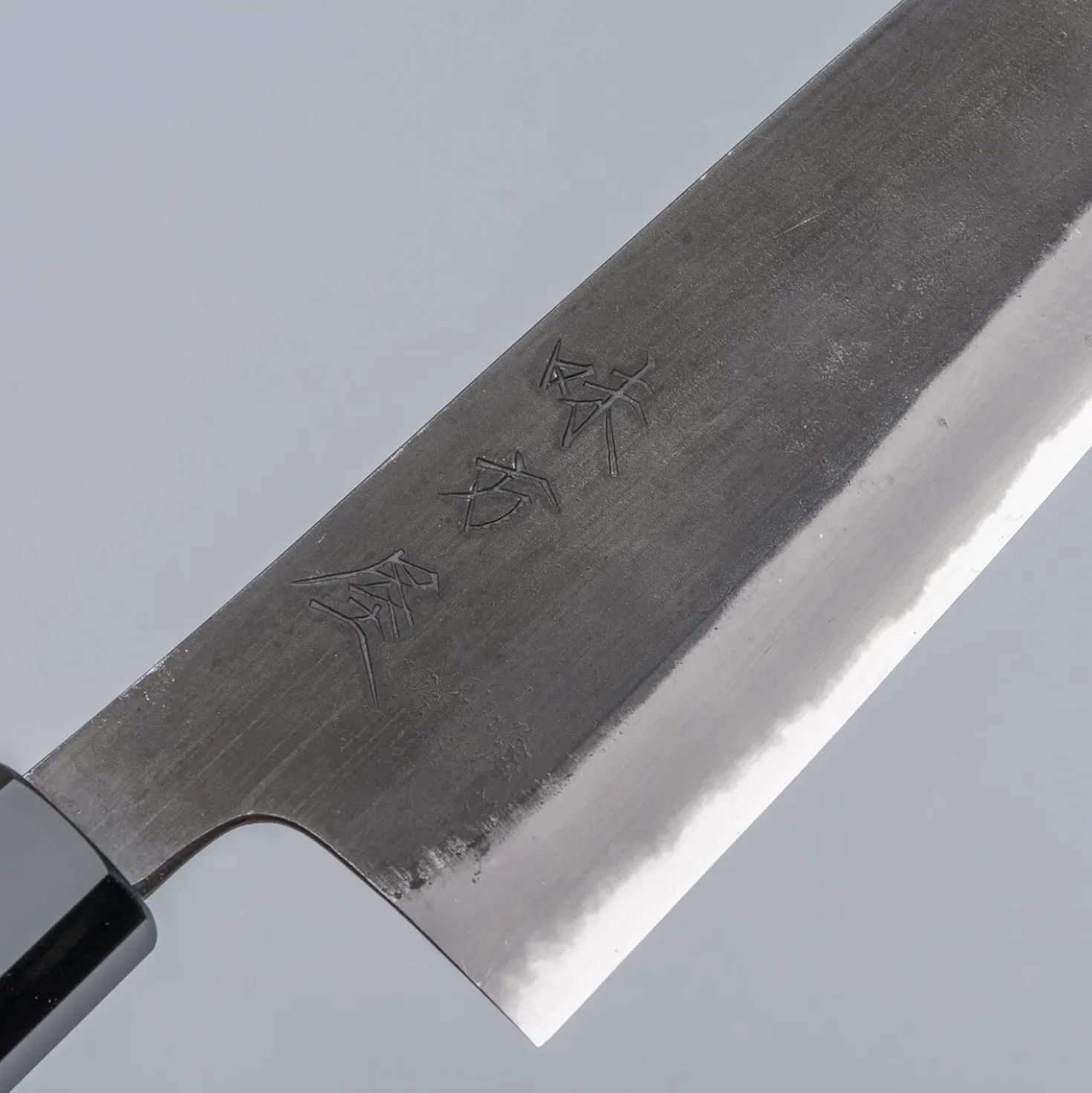 Mutsumi Hinoura Shirogami #2 Kurouchi Santoku 16.5 cm