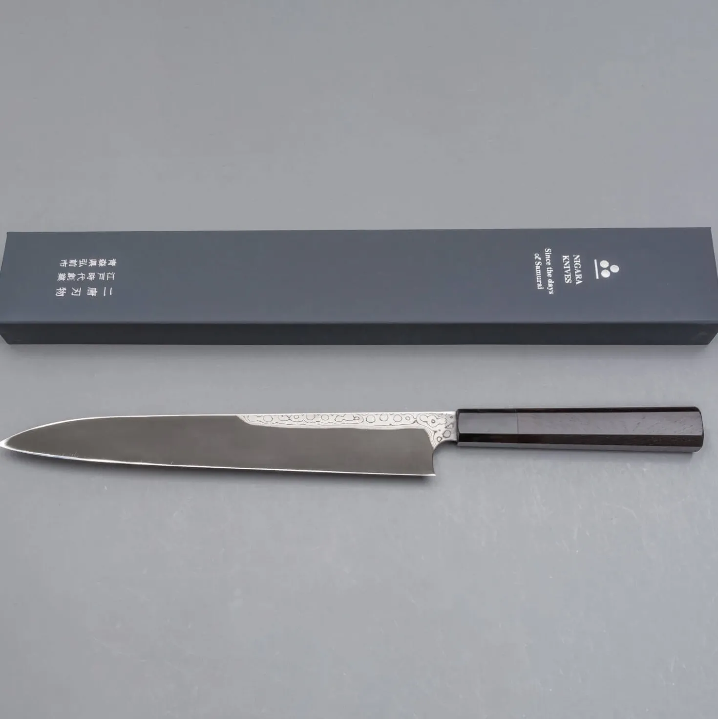 Nigara Aogami #2 Anmon Kurozome Yanagiba 27 cm