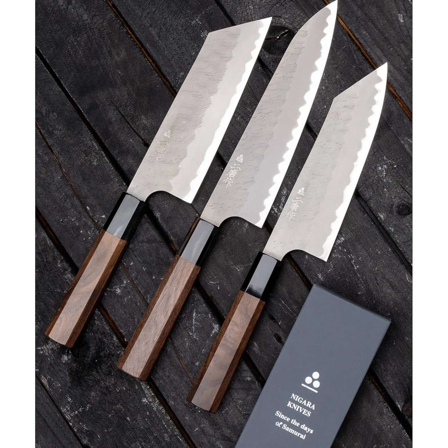 Nigara Aogami Super Migaki Walnut Petty 15 cm