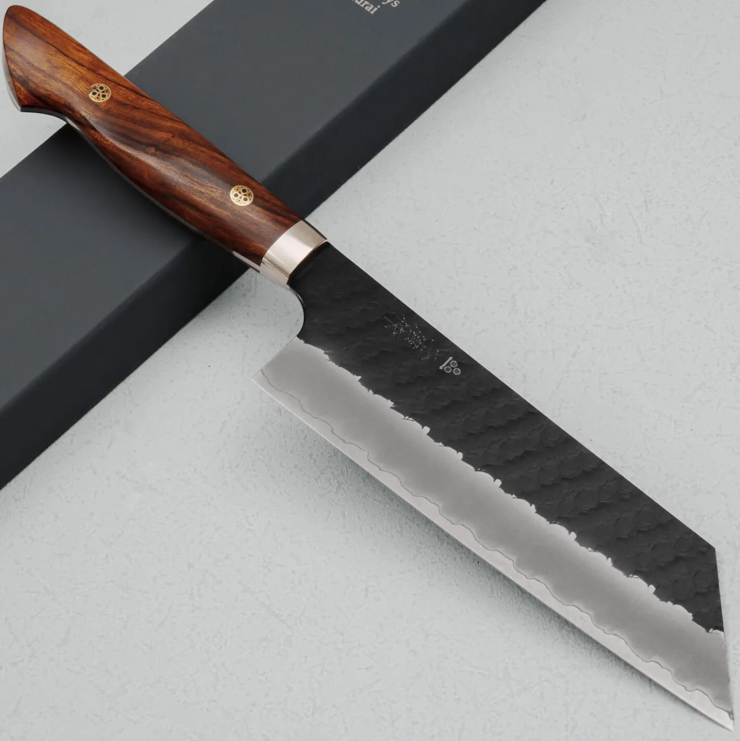 Nigara SG2 Damast Premium Ironwood Nakiri 18 cm