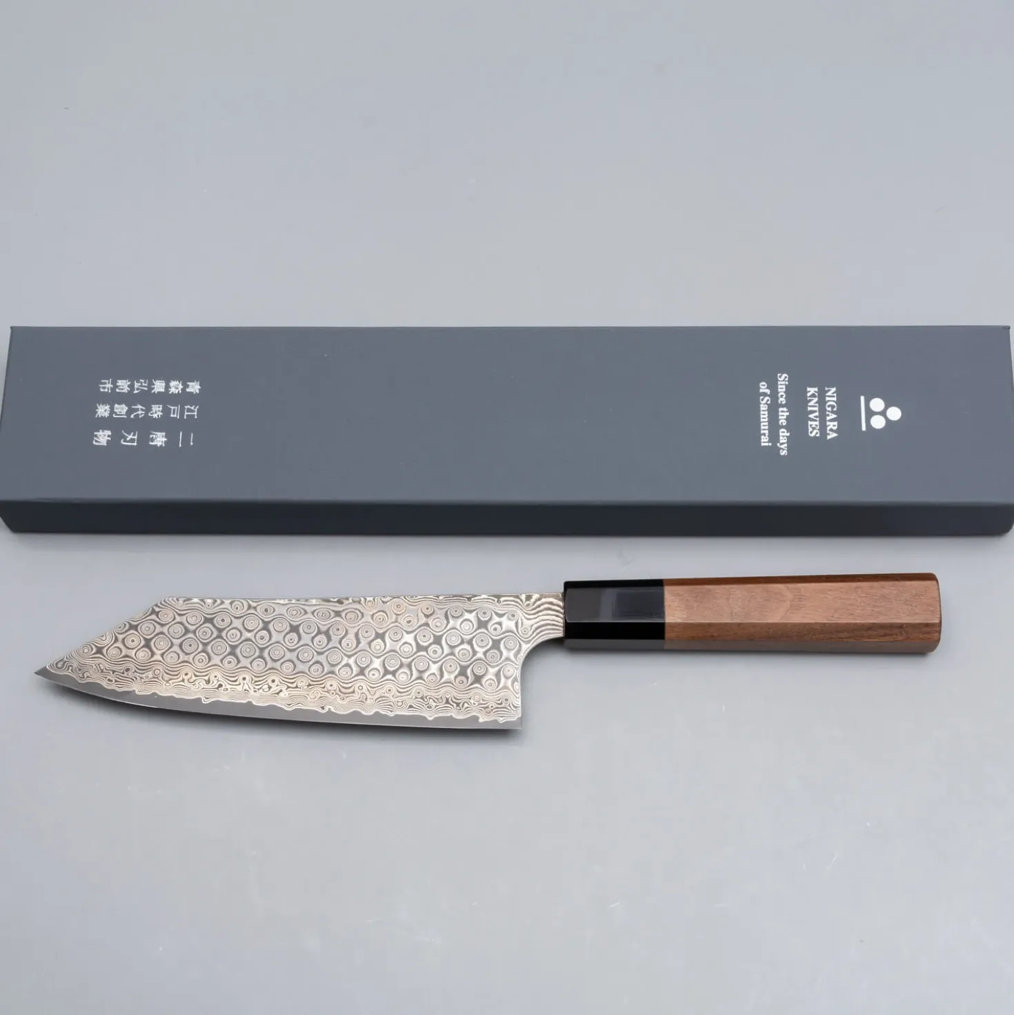 Nigara SG2 Damast Walnut Bunka 18 cm