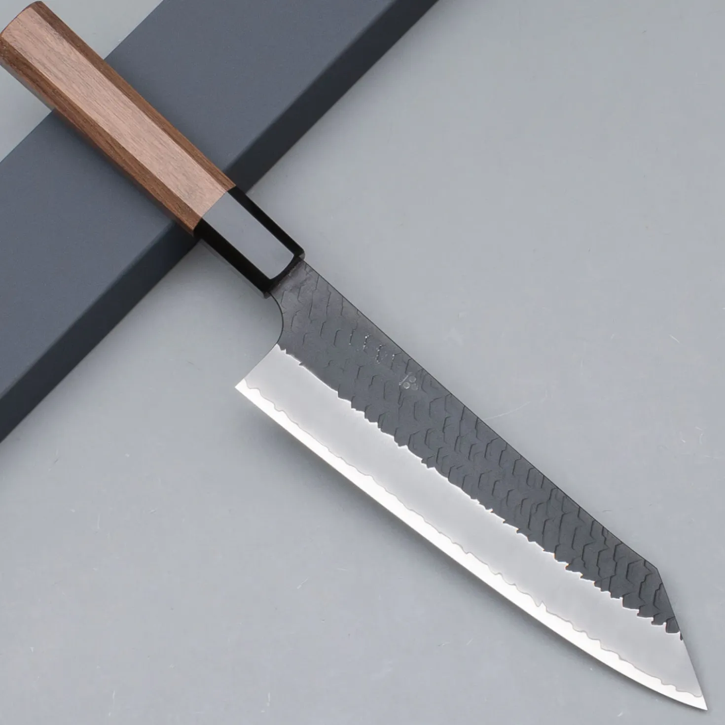 Nigara SG2 Tsuchime Kurouchi Walnut Kiritsuke 21 cm