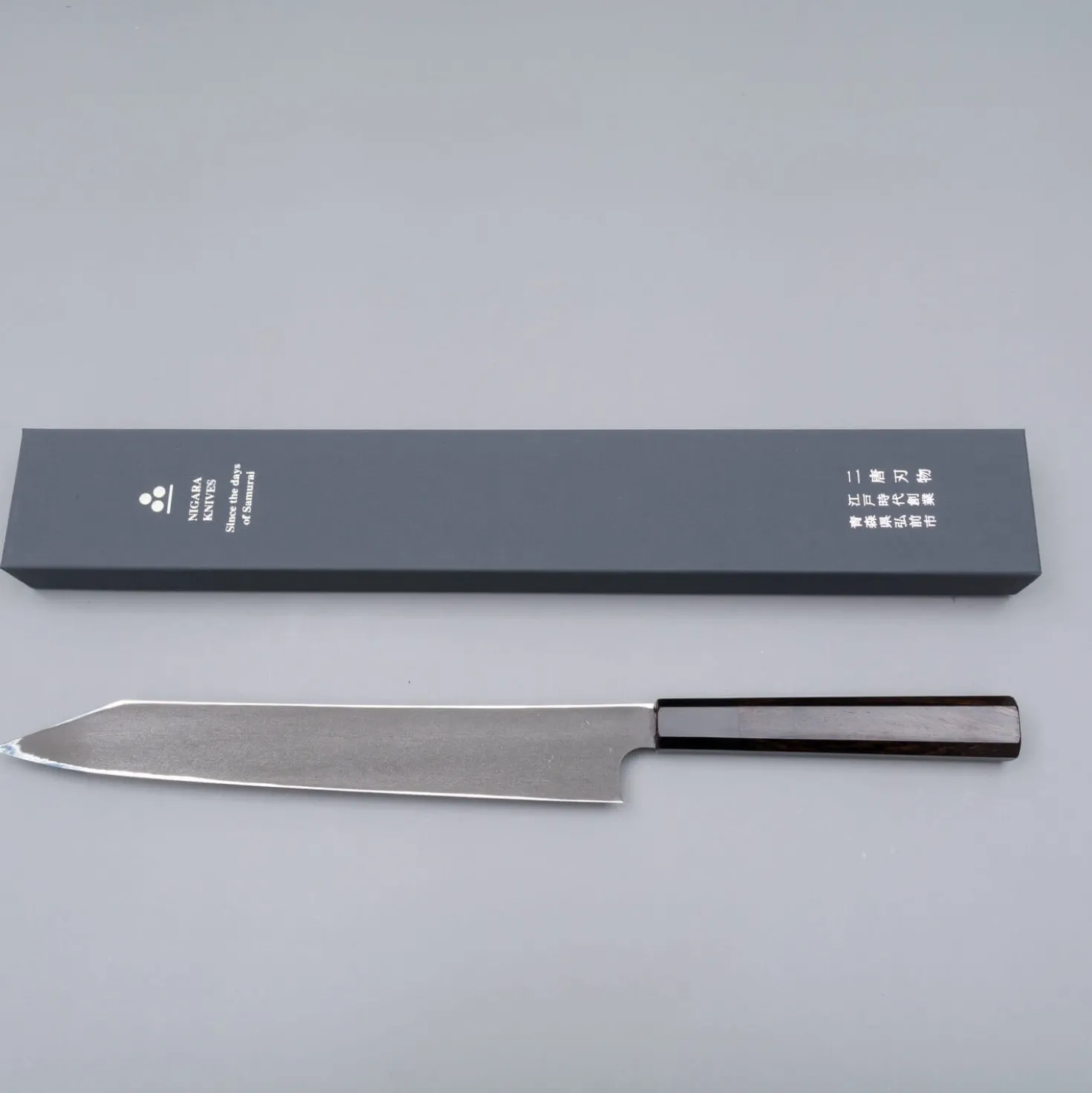 Nigara Silver 3 Anmon Kurozome Kiritsuke Yanagiba 27 cm