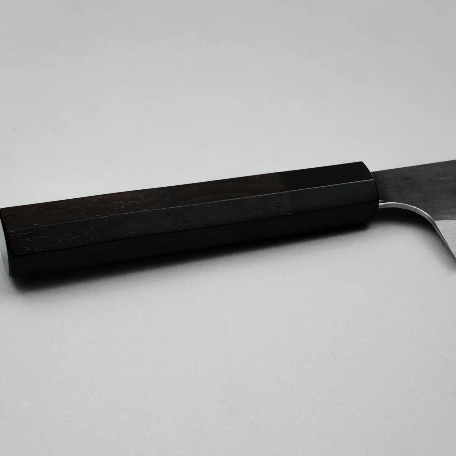 Nigara VG-XEOS Tsuchime Kurouchi Ebony Santoku 17 cm