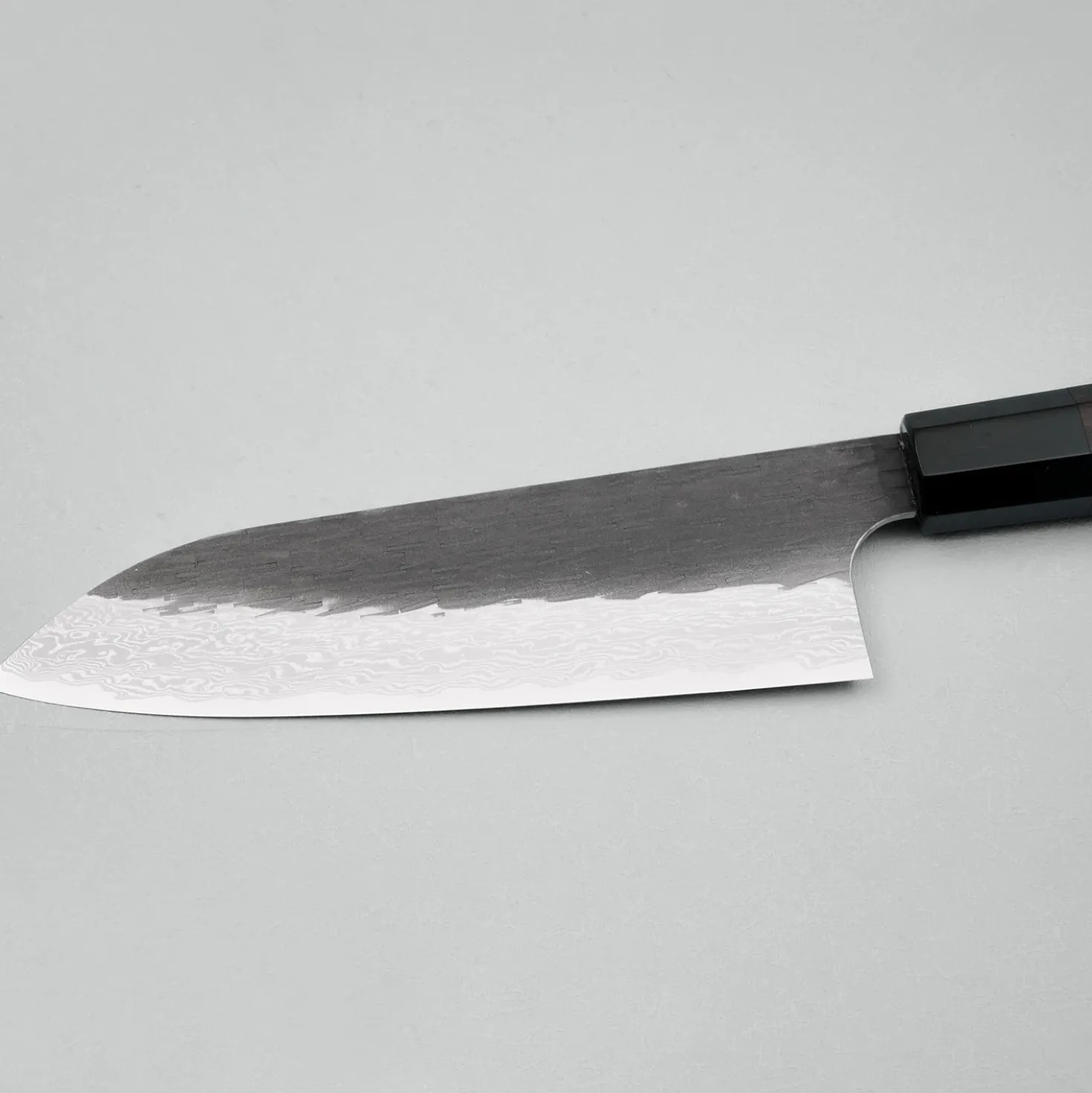 Nigara VG-XEOS Tsuchime Kurouchi Ebony Santoku 17 cm