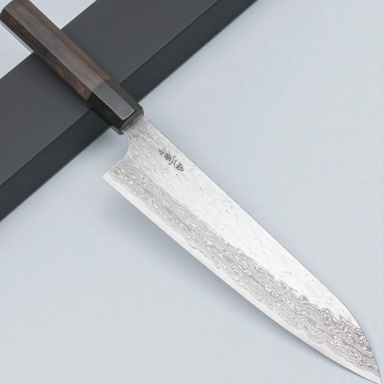 Nigara VG-XEOS Tsuchime Migaki Ebony Gyuto 21 cm