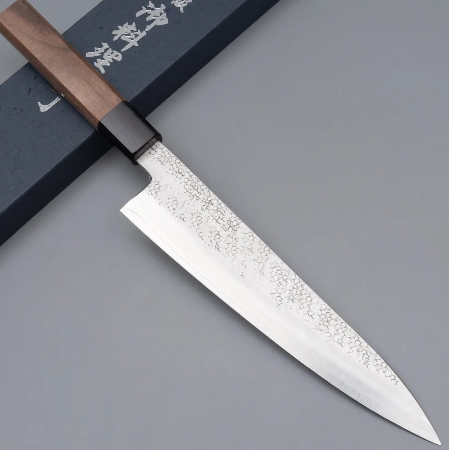 Okeya Gin3 Tsuchime Gyuto 21 cm