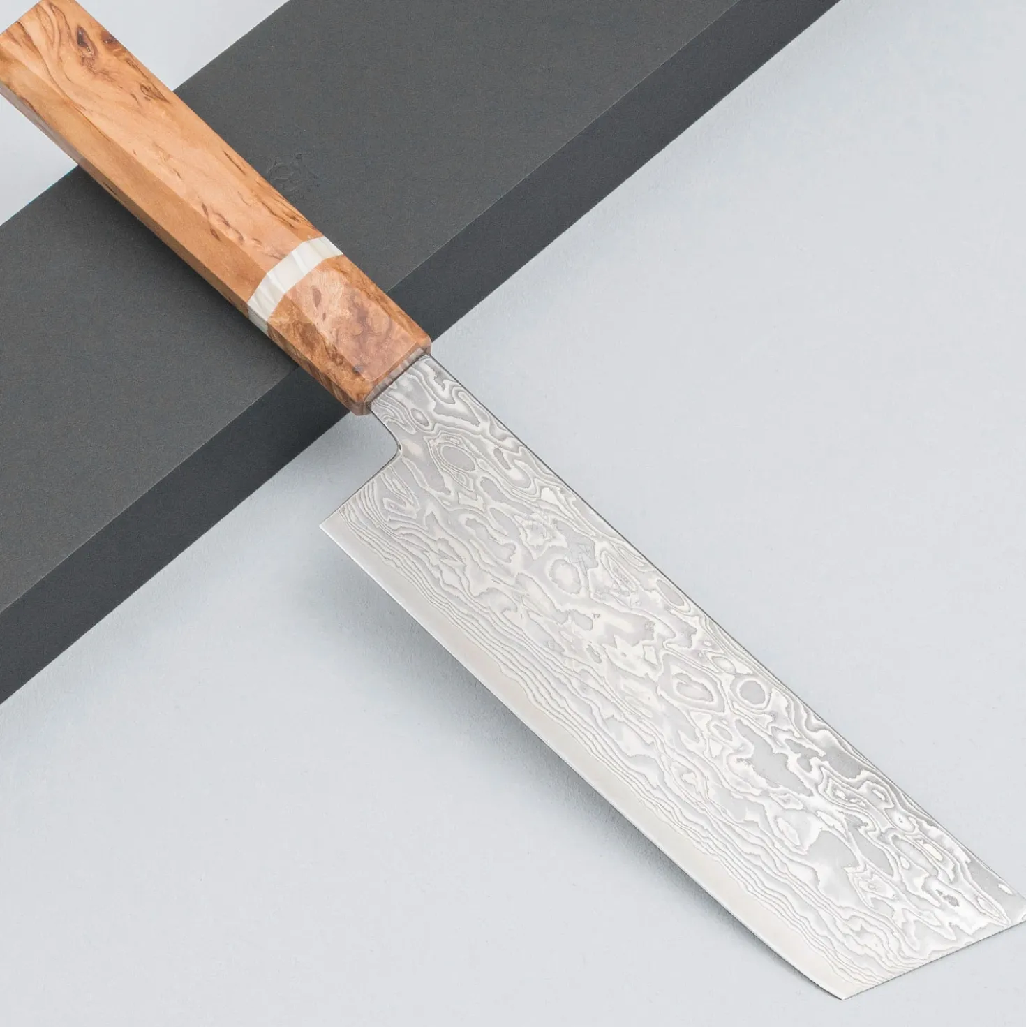 Ryusen Fukakuryu Birch Nakiri 15.5 cm