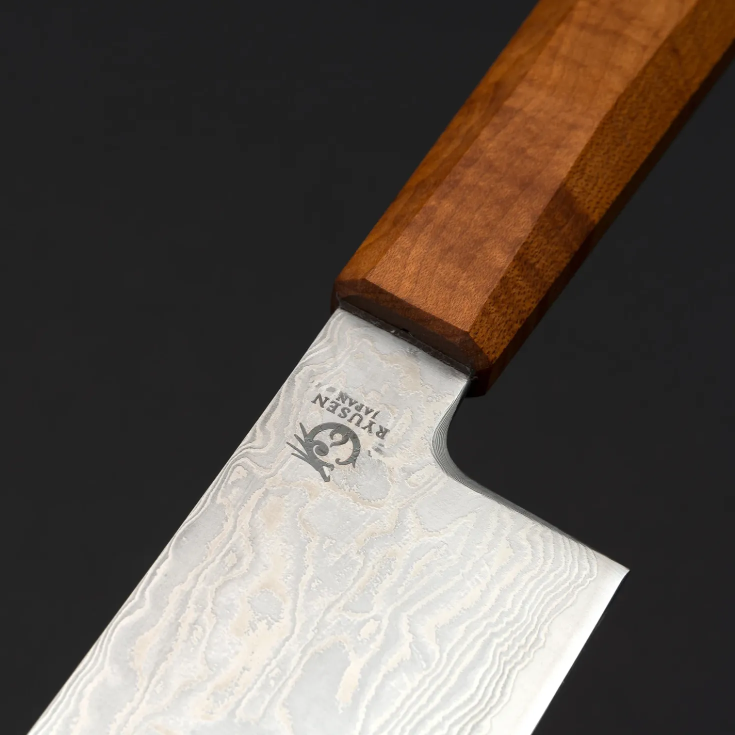 Ryusen Fukakuryu Maple WA Nakiri 17 cm