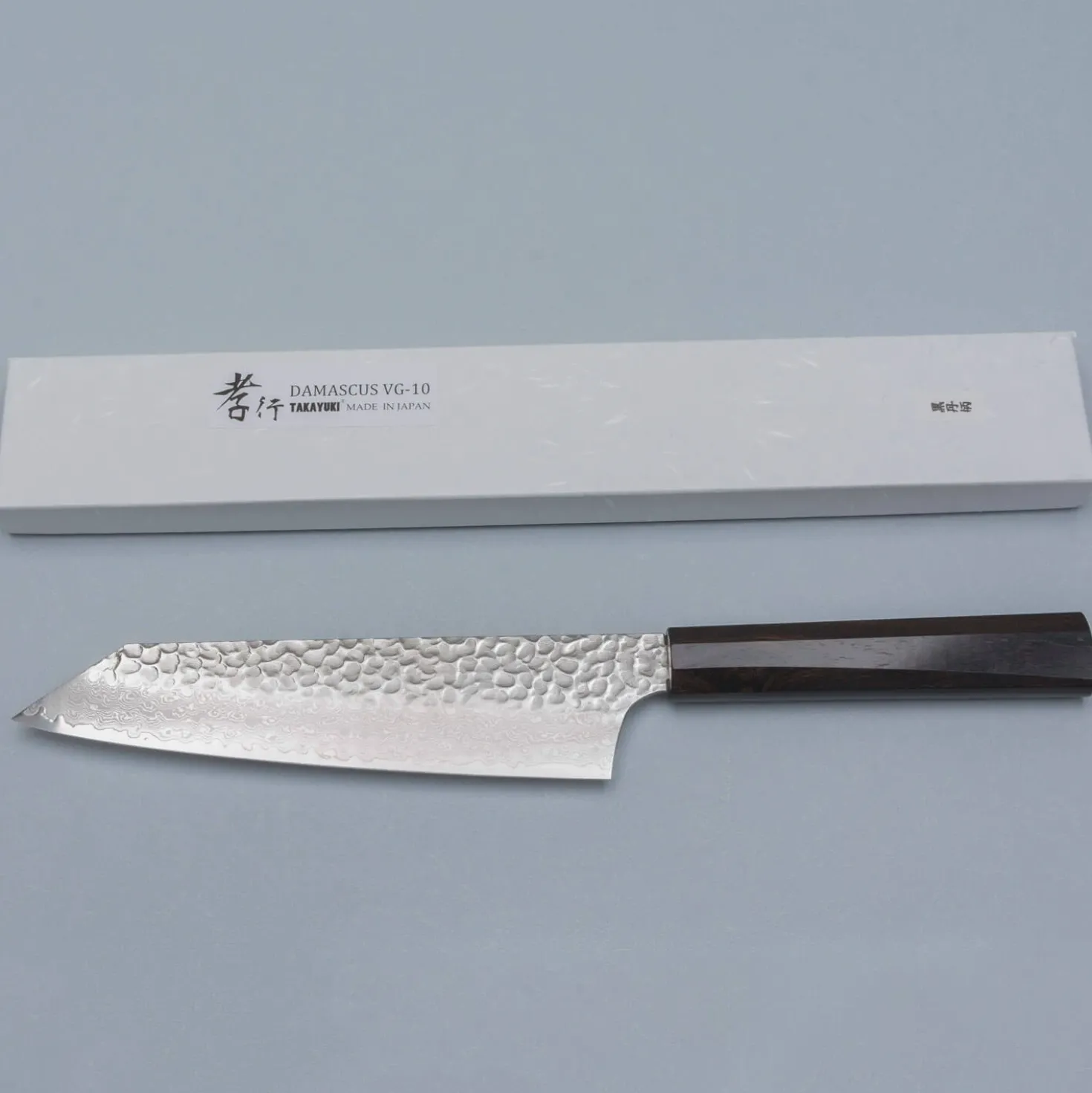 Sakai Takayuki 33 Layer Damascus Ebony Kengata 19 cm