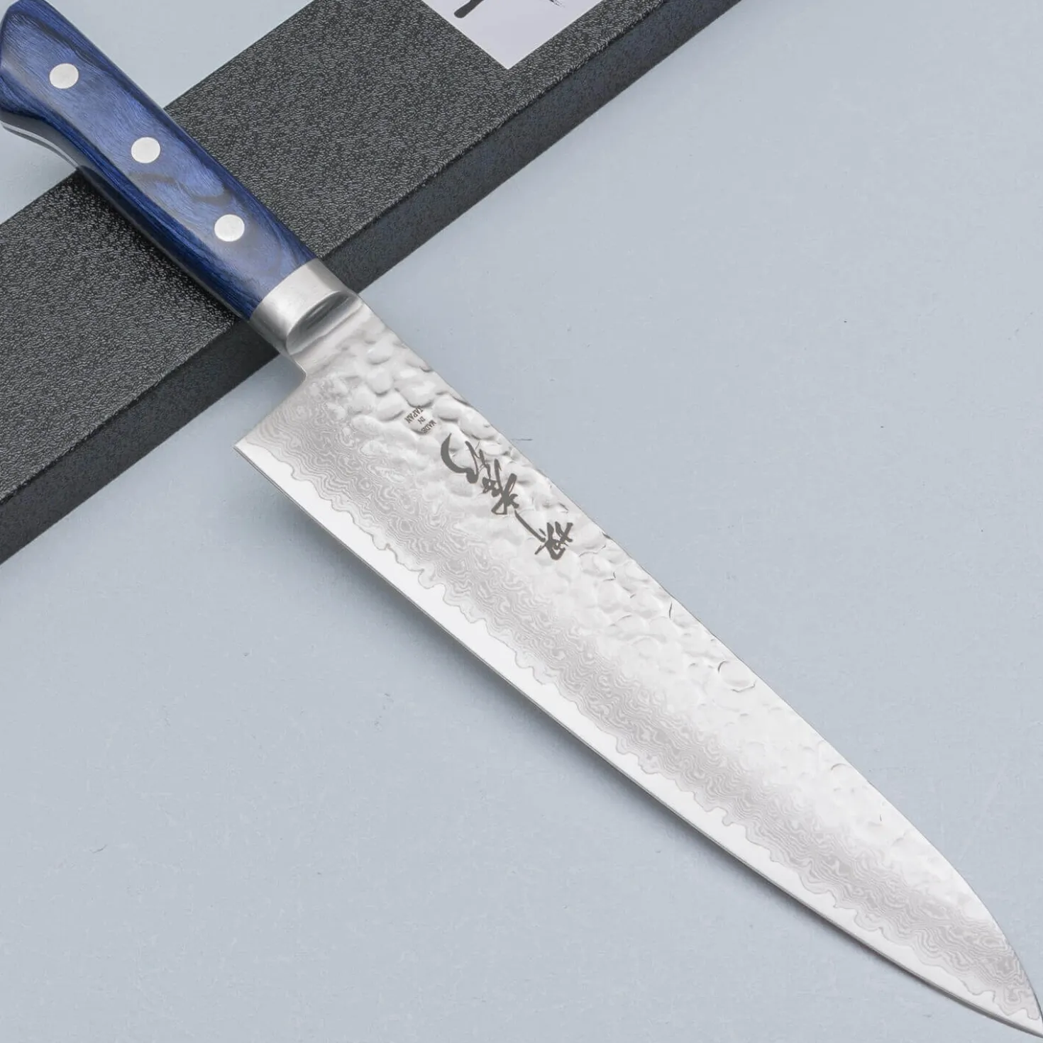 Sakai Takayuki 33 Layer Damascus Blue Koksmes 21 cm