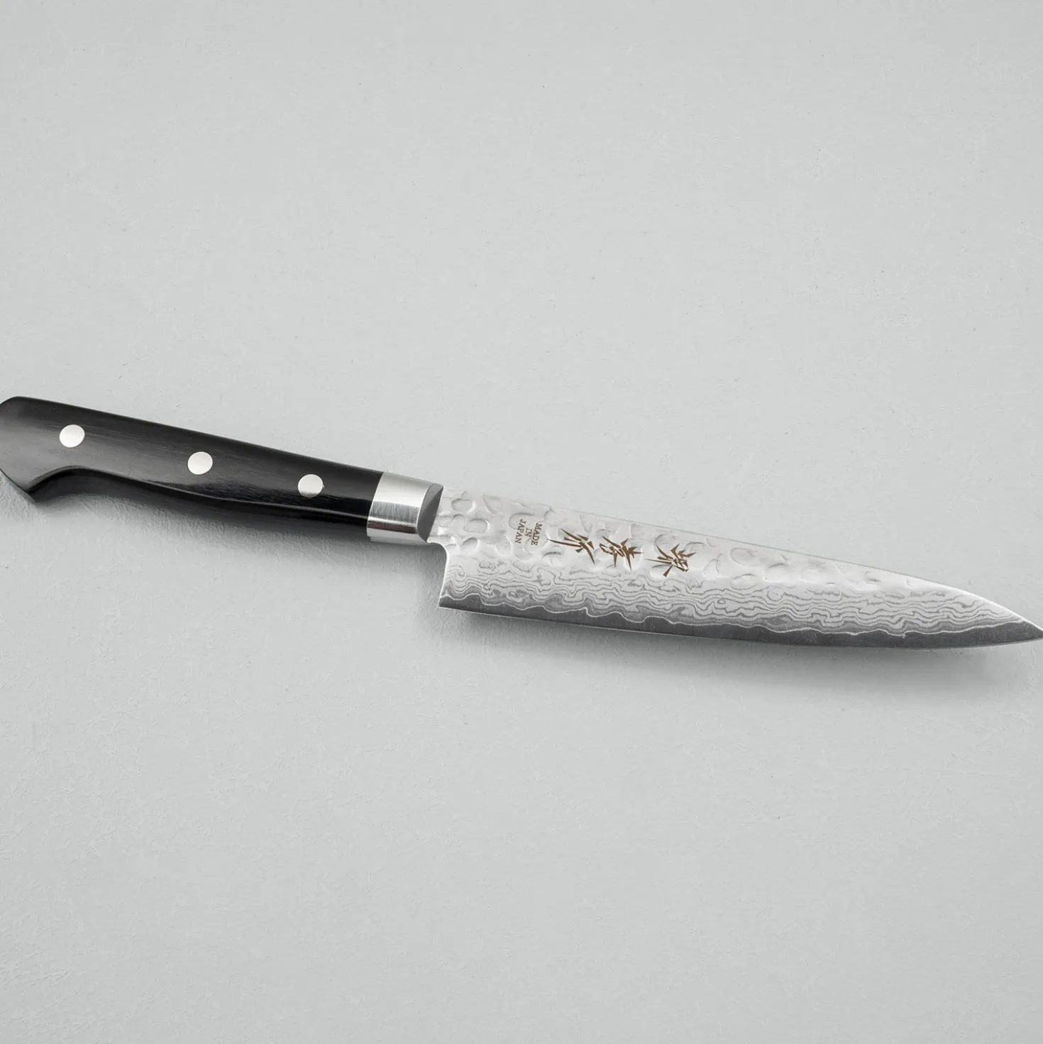 Sakai Takayuki 17 Layer Damascus Petty 13.5cm