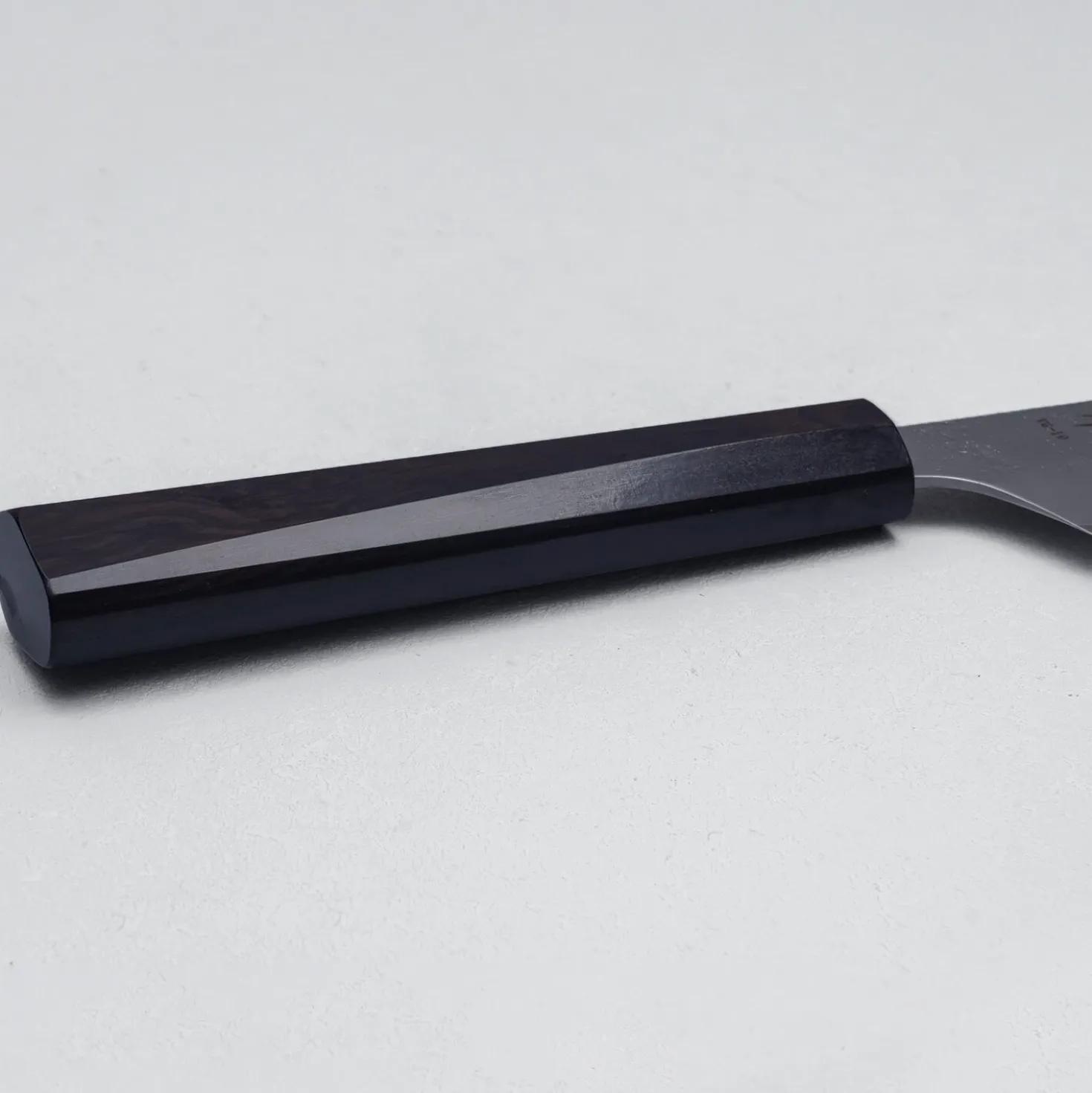 Sakai Takayuki VG10 Nashiji Ebony Kengata 16 cm